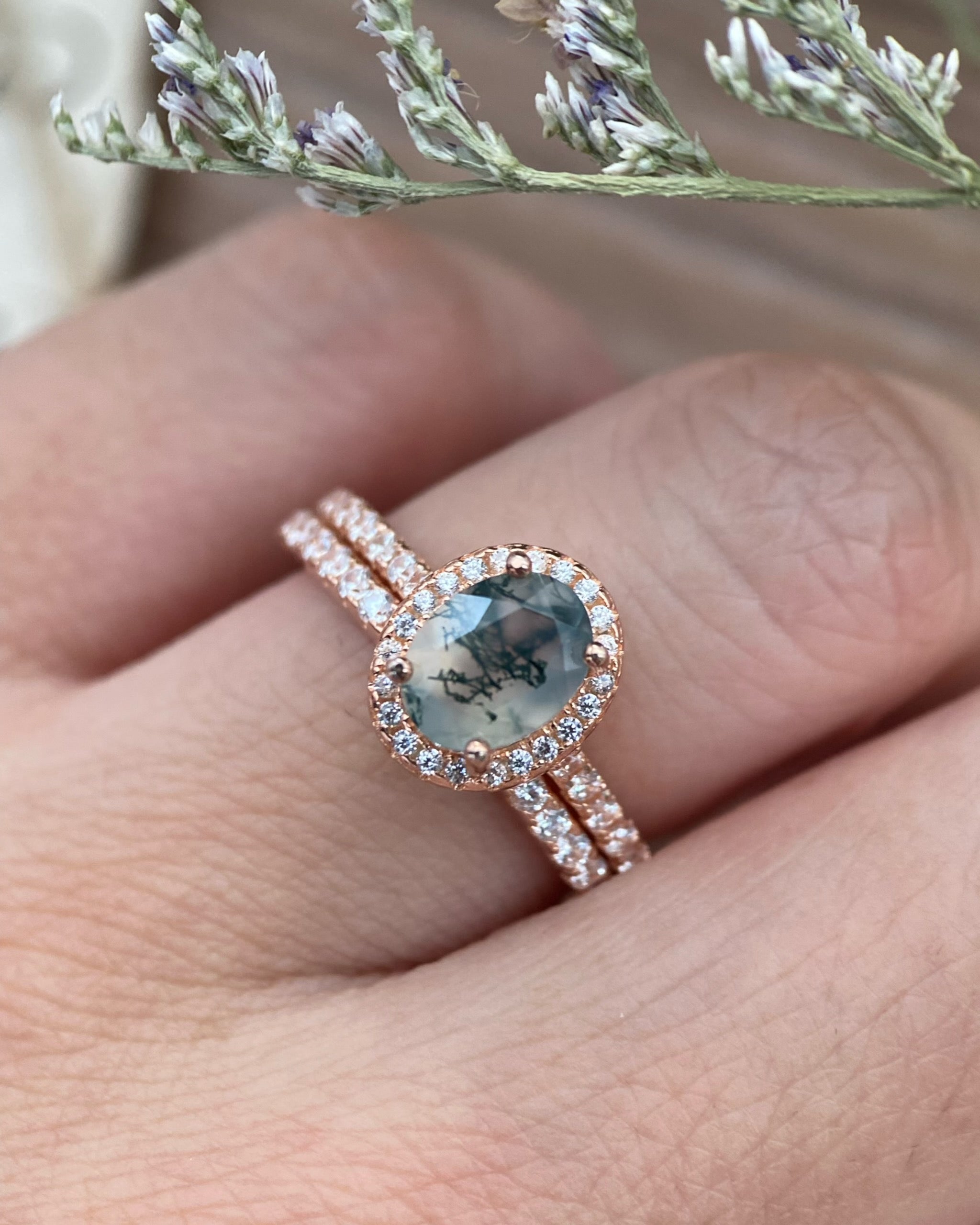 【Ensemble Enchanted Grovec】Ensemble unique de bagues de fiançailles en agate mousse naturelle faite à la main, 2 pièces, 1,5 ct, forme ovale