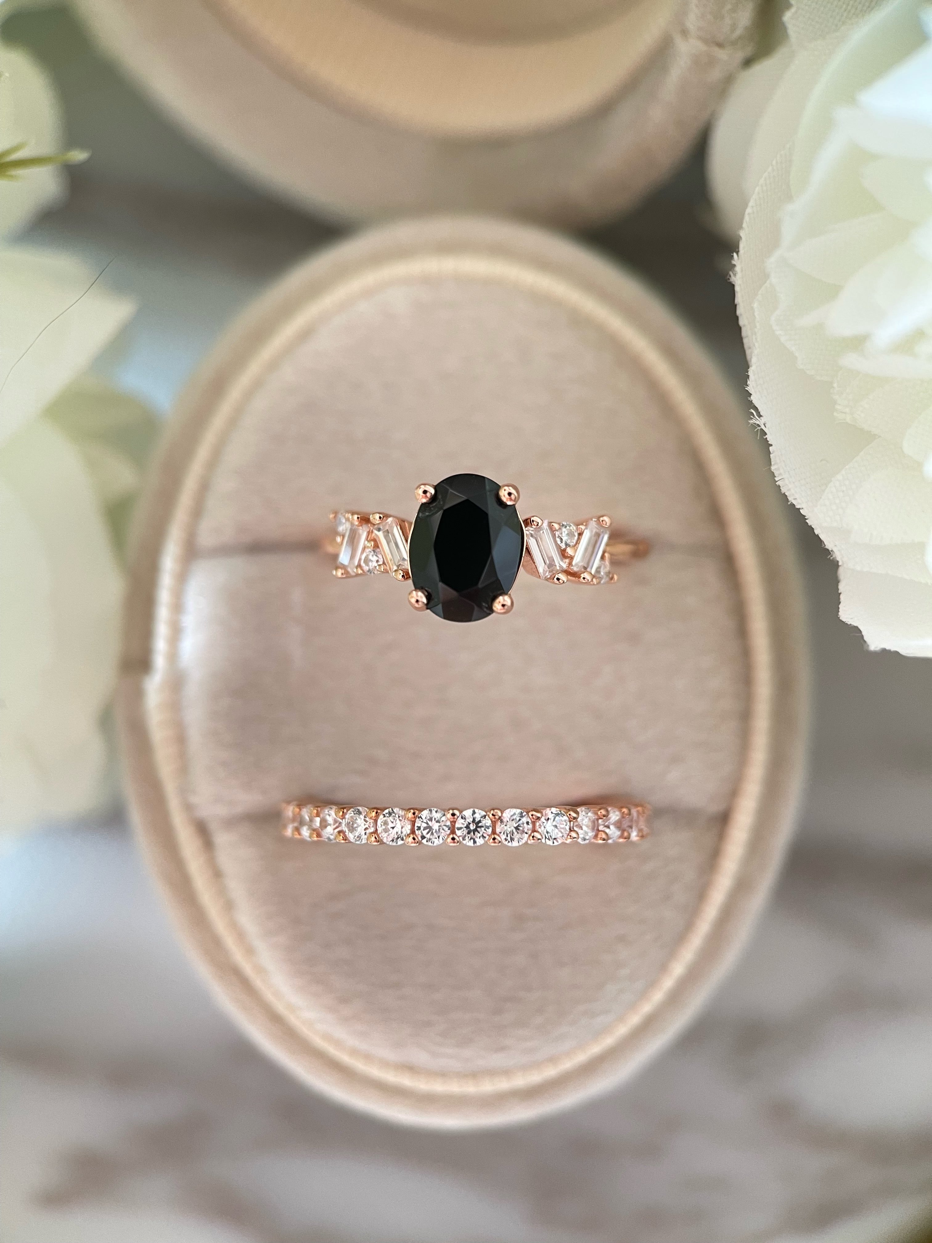 【Ensemble Eclipsa】Ensemble de 2 bagues de fiançailles ovales en onyx noir naturel fait main (1,5 ct).