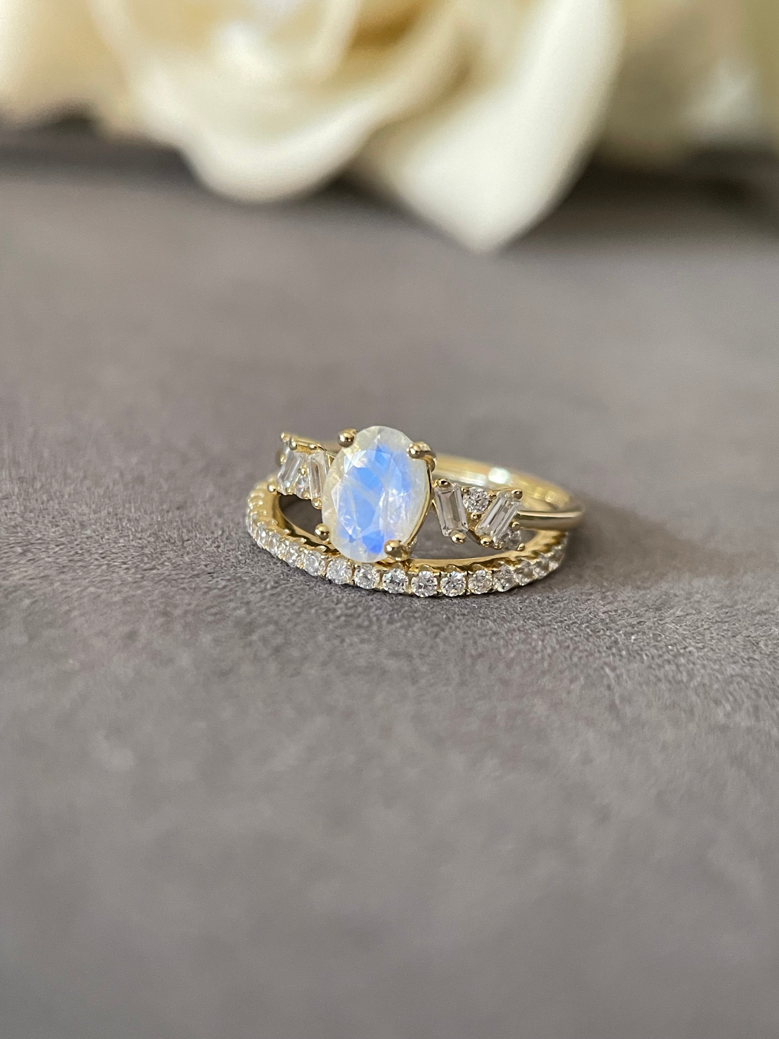 【Moonbeam】Unique Handmade Natural Blue Moonstone Engagement Ring 1.5ct Oval Shape