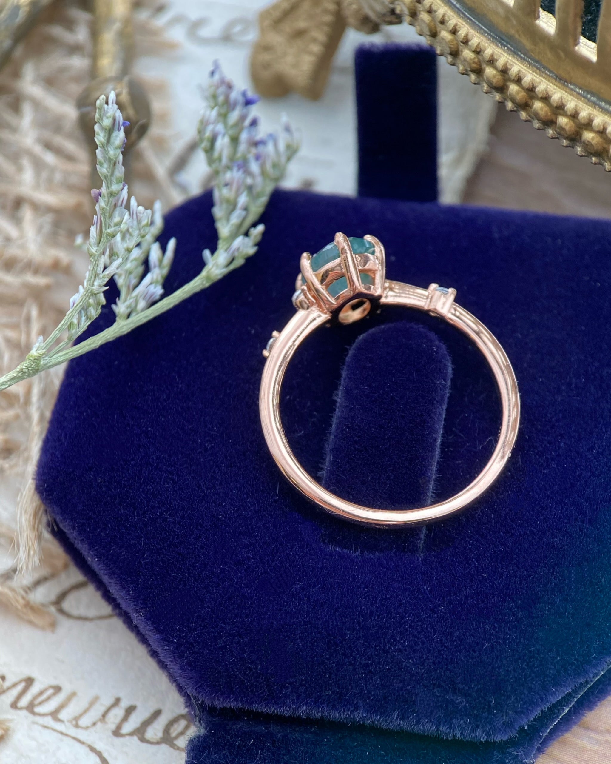 【Arbor】Bague de fiançailles unique en agate mousse naturelle faite à la main, 1,5 ct, forme ovale