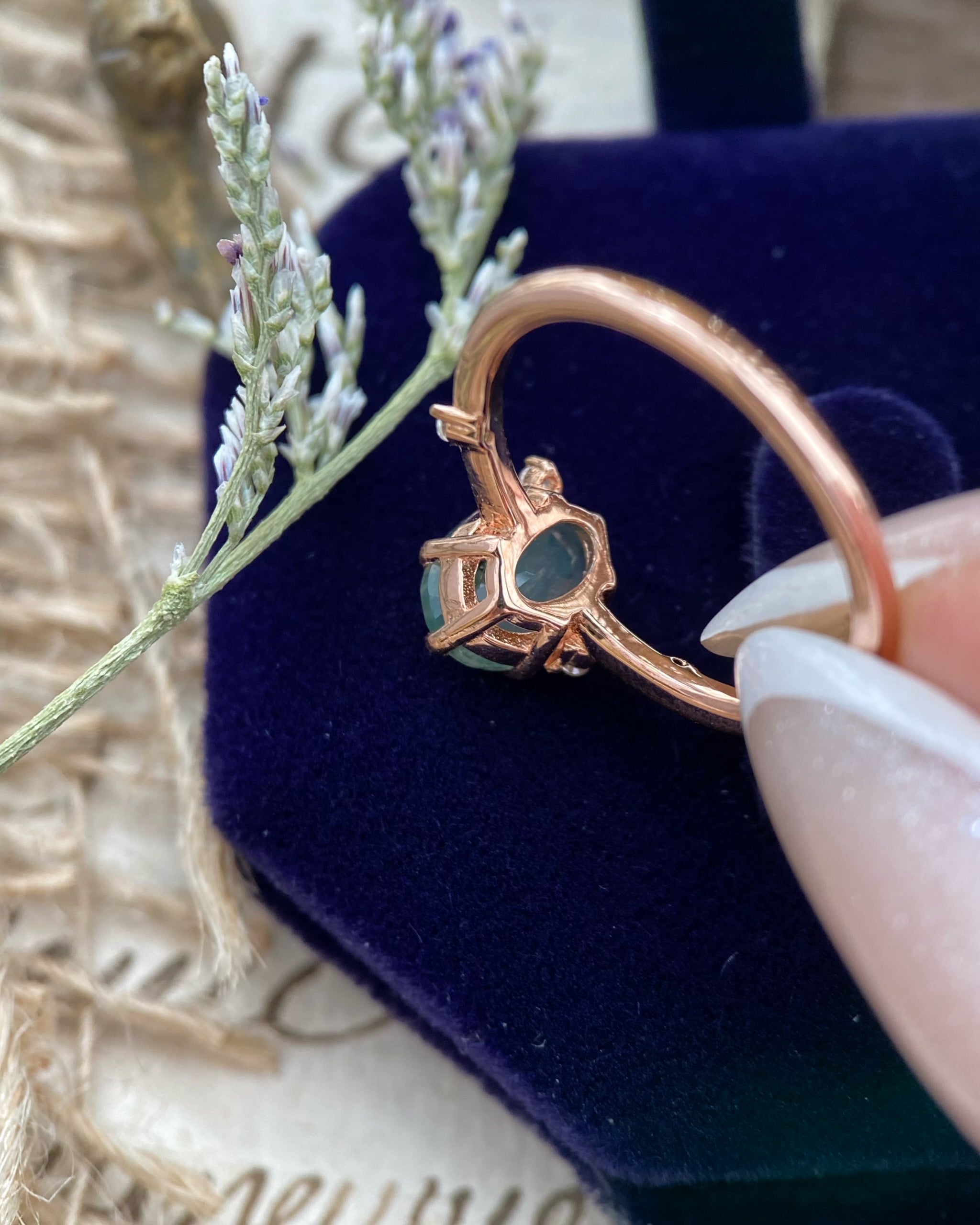 【Arbor】Bague de fiançailles unique en agate mousse naturelle faite à la main, 1,5 ct, forme ovale