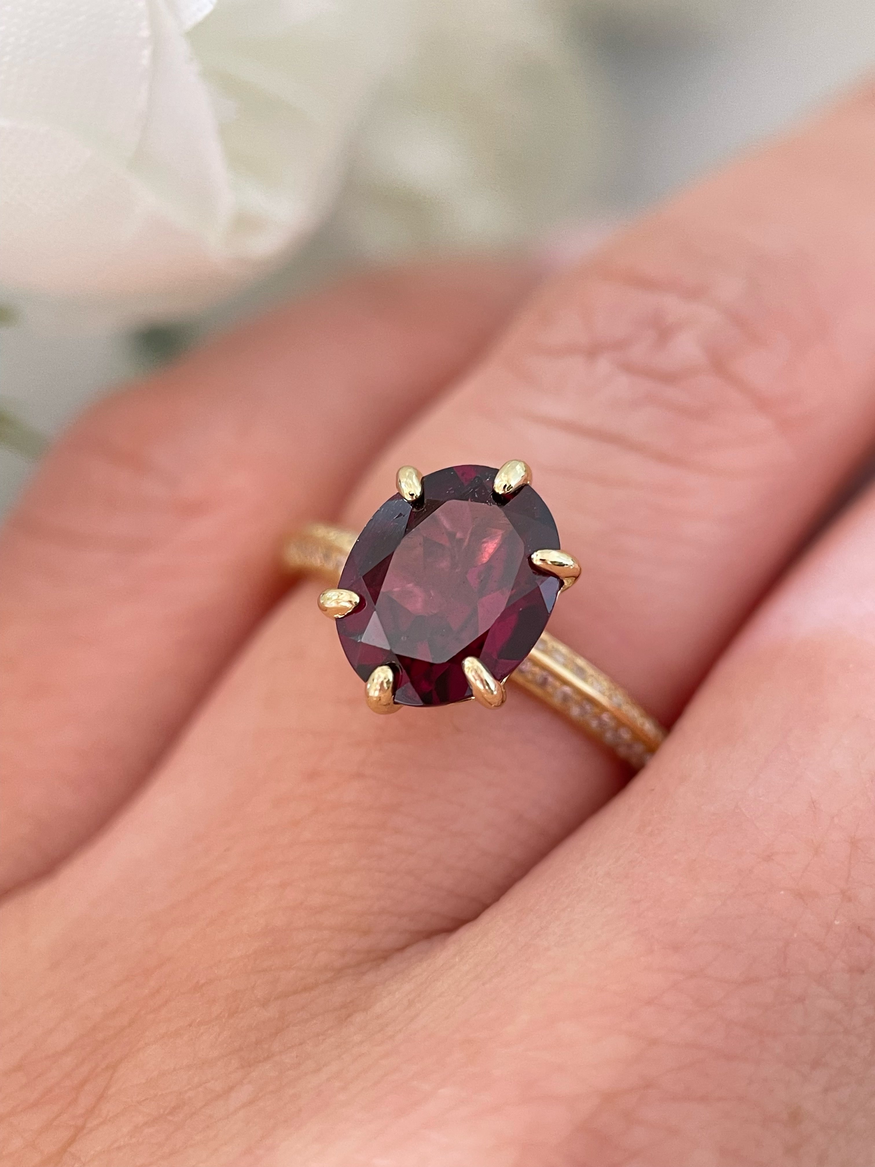 【Rubaiyat】Unique Handmade Natural Rhodolite Garnet Engagement Ring Set Oval Cut
