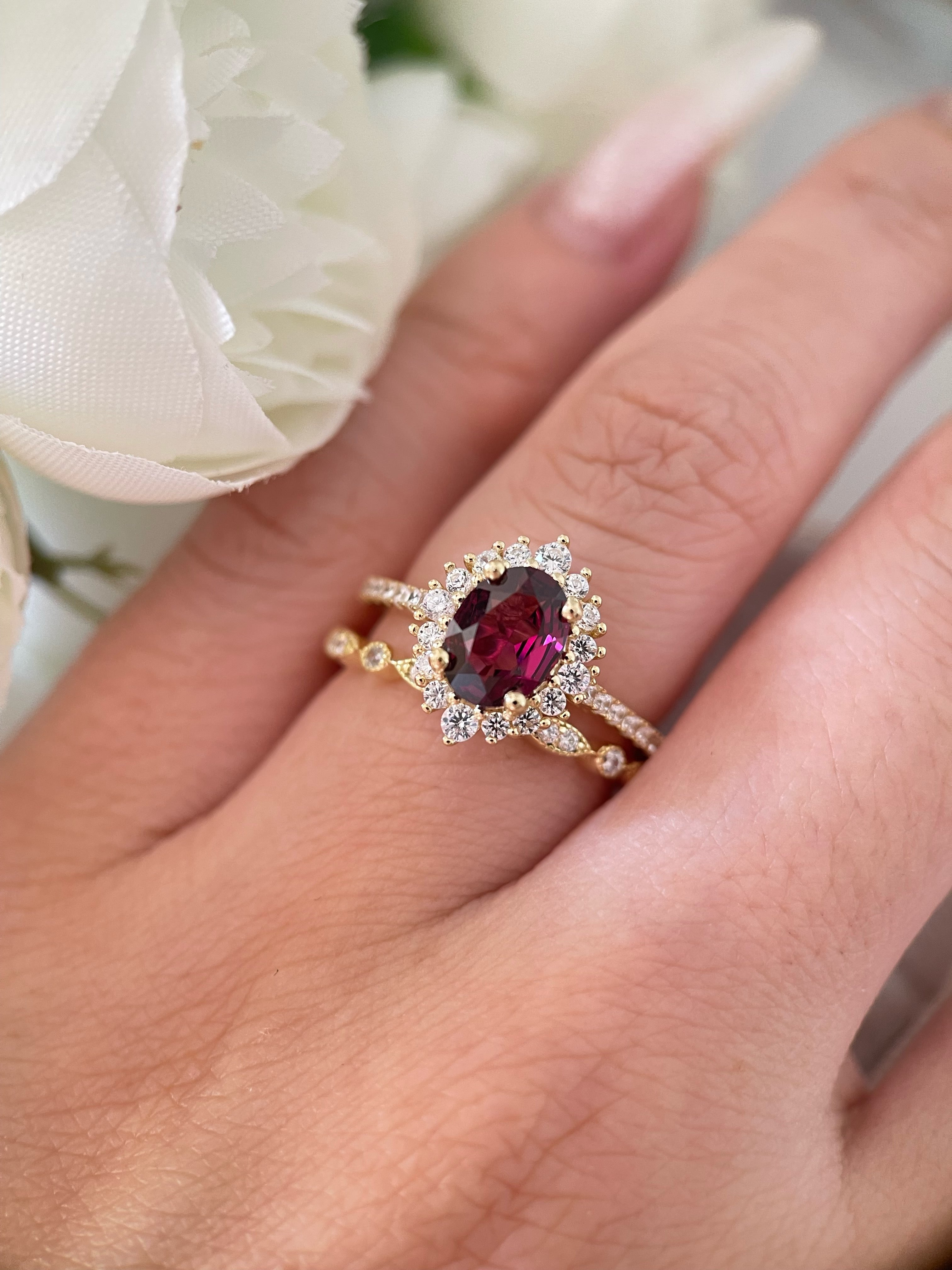【Ensemble Valencia】 Bague de fiançailles artisanale en grenat rhodolite naturel, 2 pièces, 1,5 ct, forme ovale
