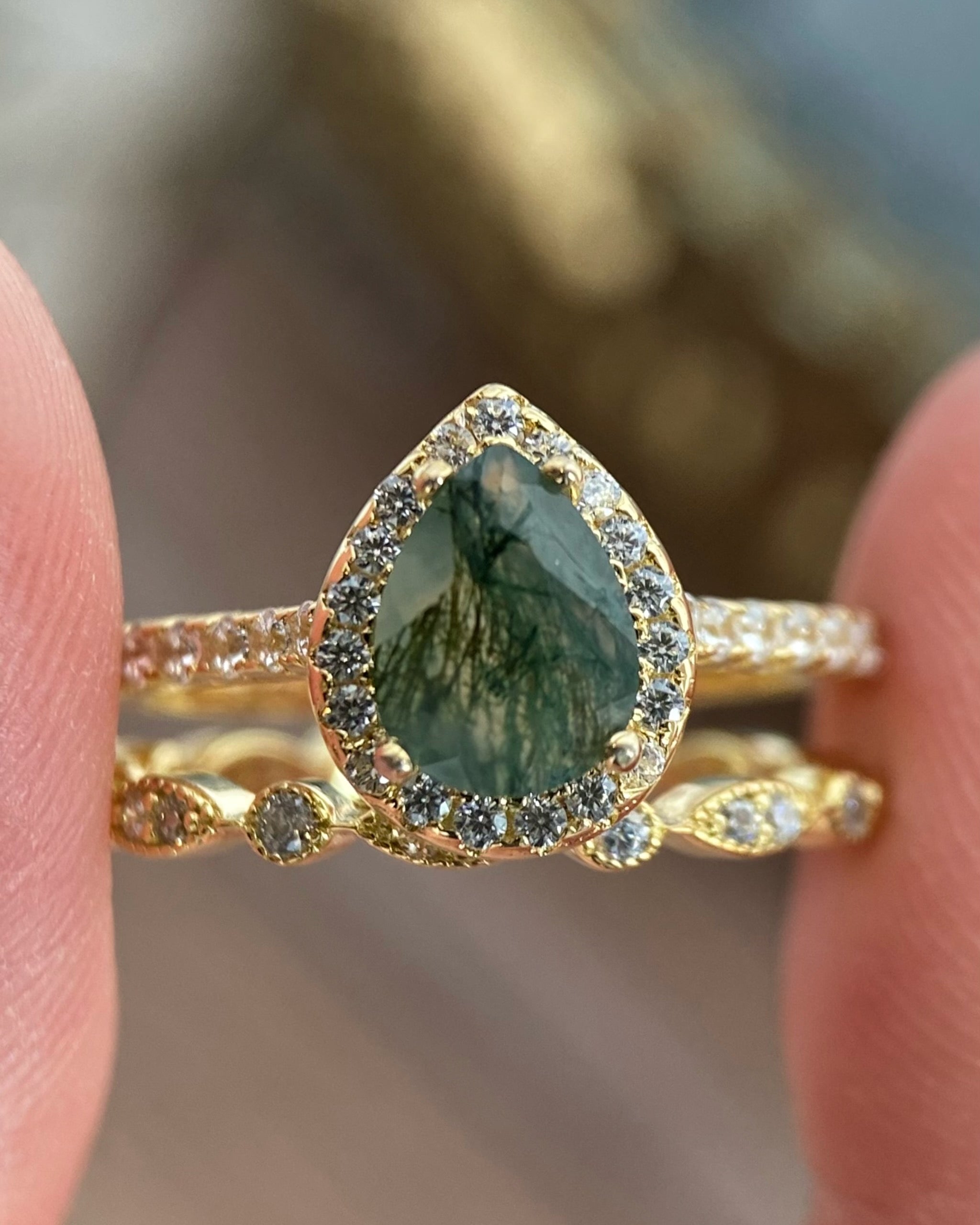 Verdian Set | Unique Handmade Natural Moss Agate Engagement Ring Set 2pcs 0.8ct Pear Cut
