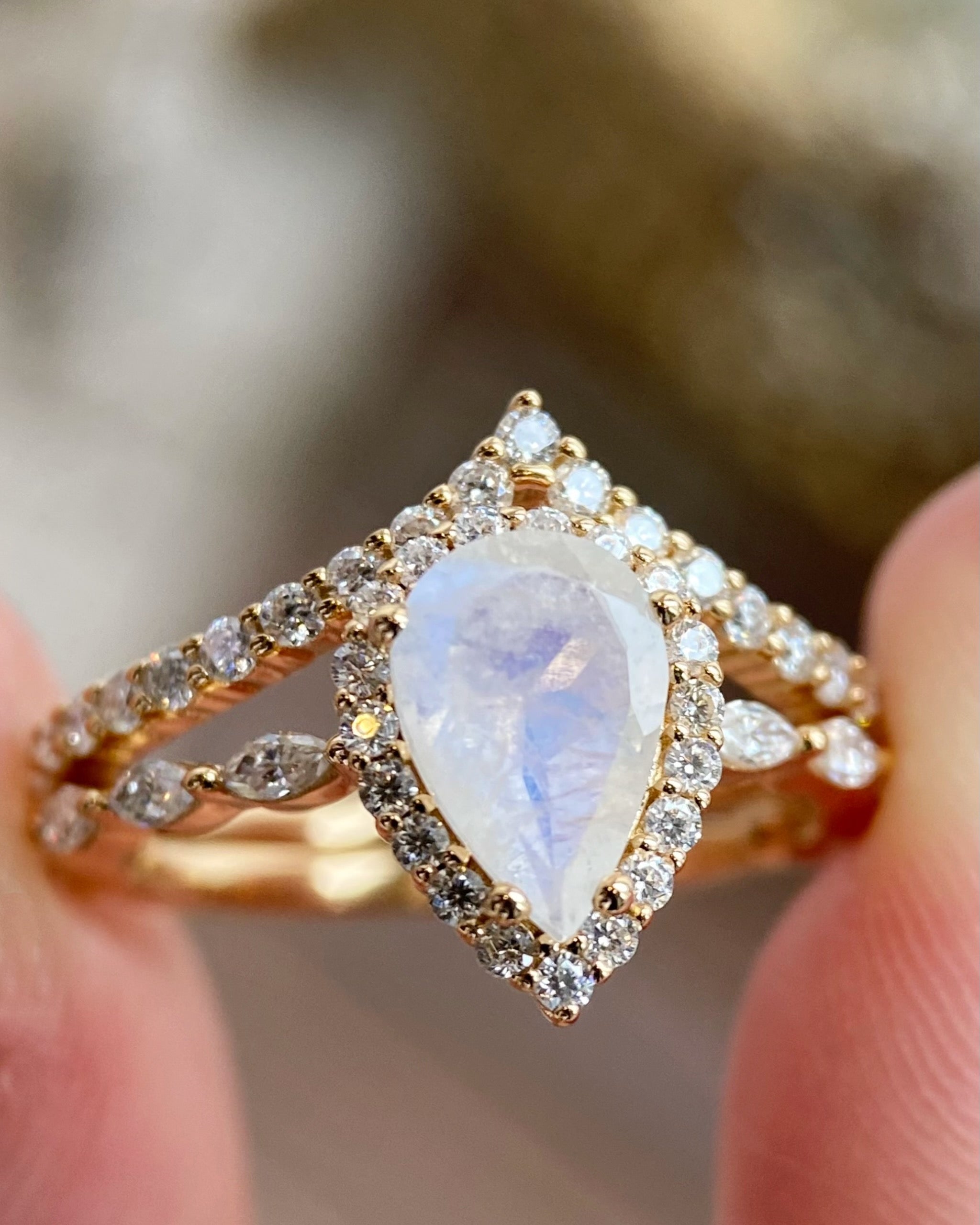 Ondine | Unique Pear Shape Blue Moonstone Engagement Ring Set