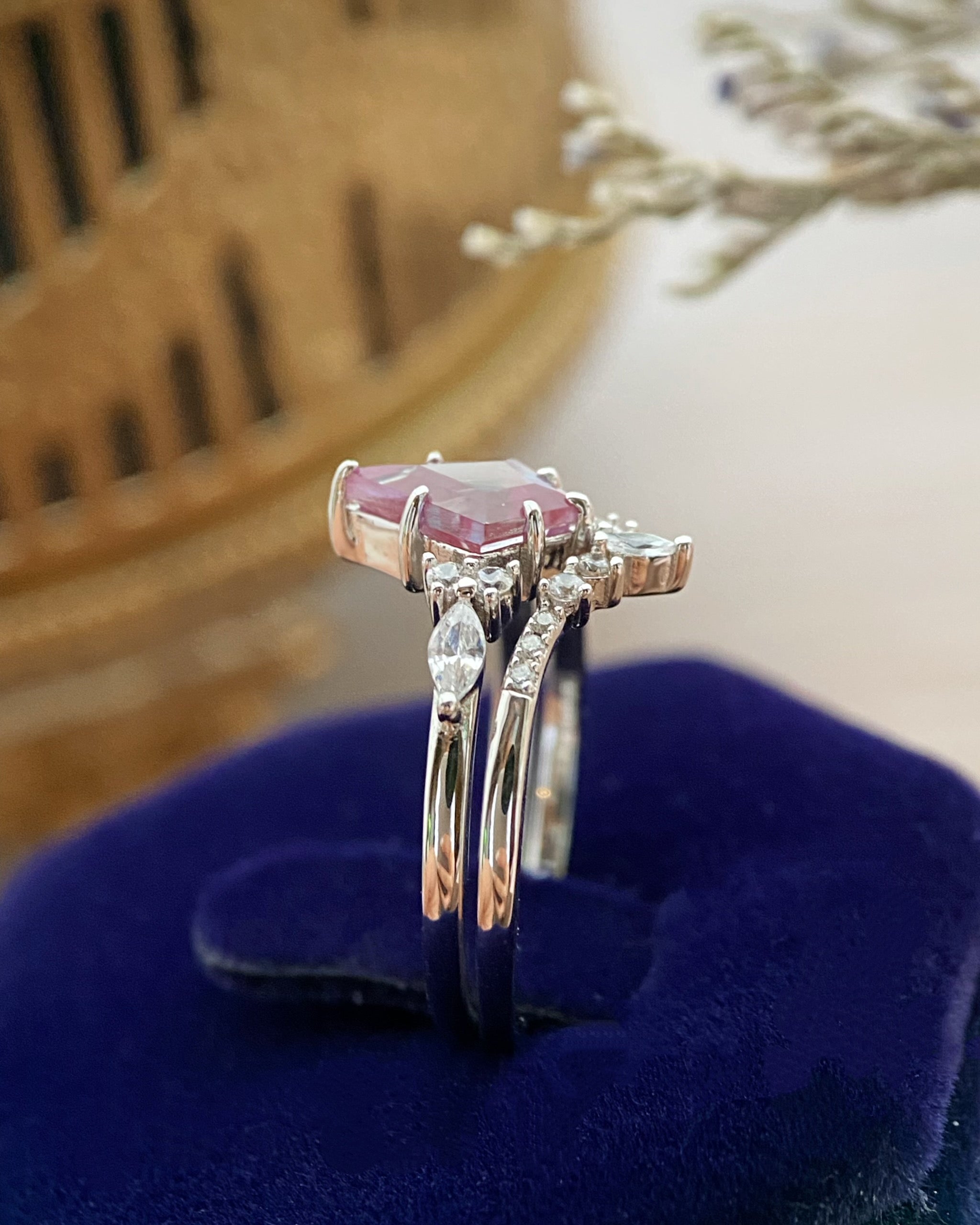 【Voile éthéré】Bague de fiançailles unique en agate mousse naturelle, faite main, de forme ovale, 1,5 ct
