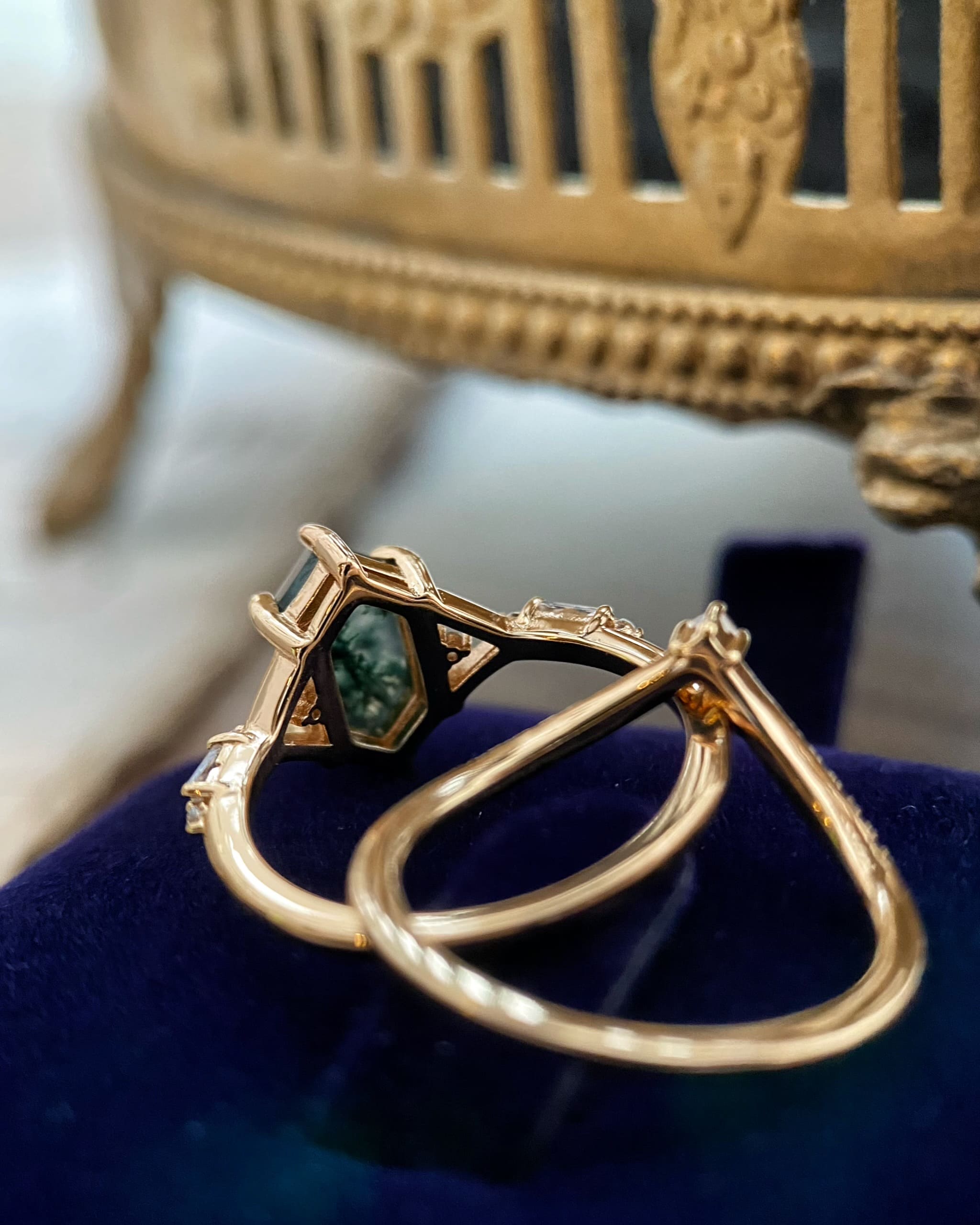 【Voile éthéré】Bague de fiançailles unique en agate mousse naturelle, faite main, de forme ovale, 1,5 ct