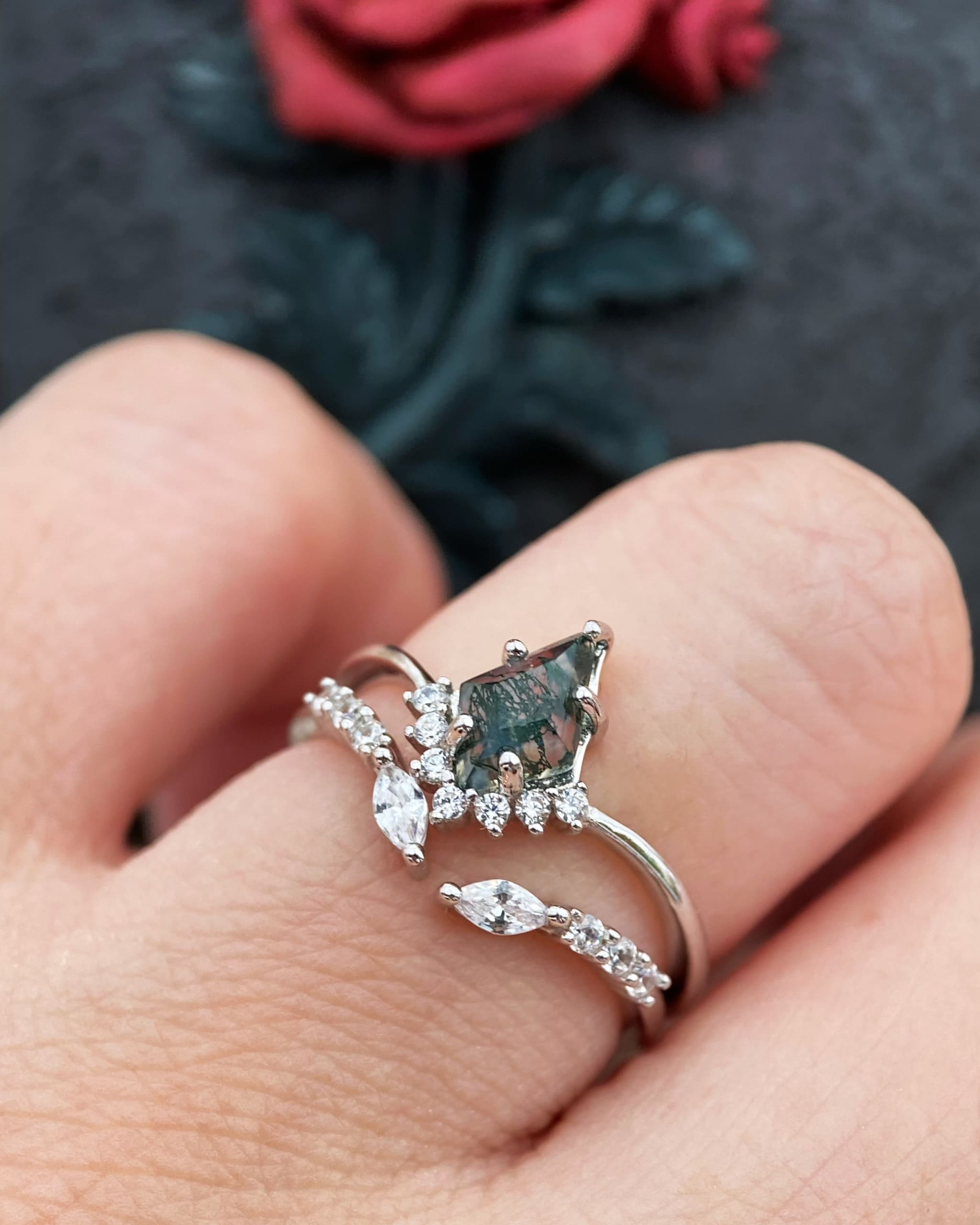 Briar | Vintage Kite Cut Moss Agate Alternative Engagement Ring Set