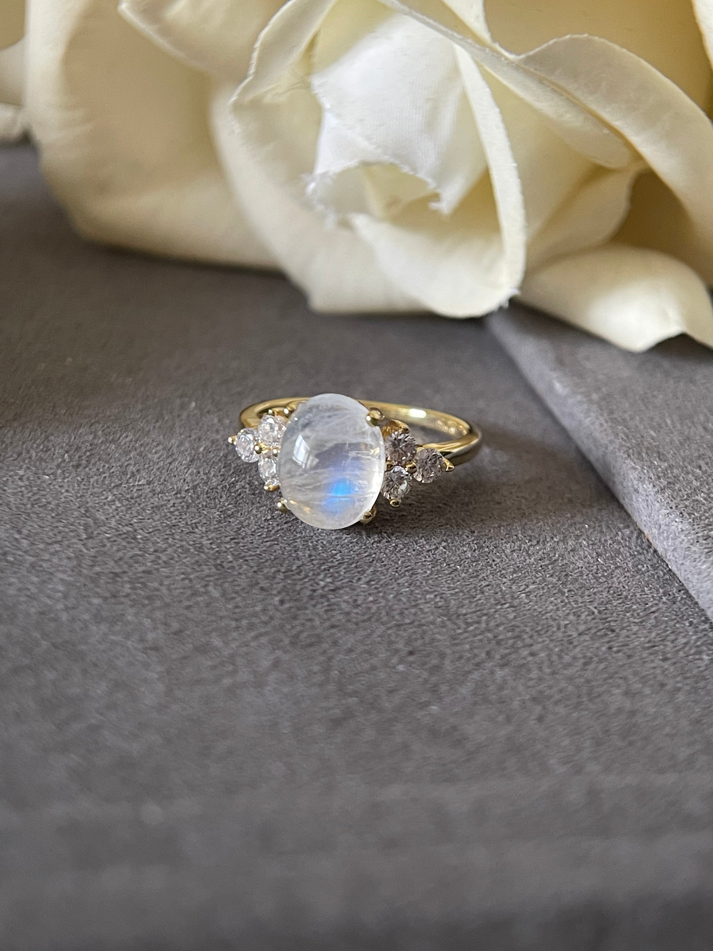 【DIANA】Unique Handmade Natural Blue Moonstone Engagement Ring 3ct Oval Cut