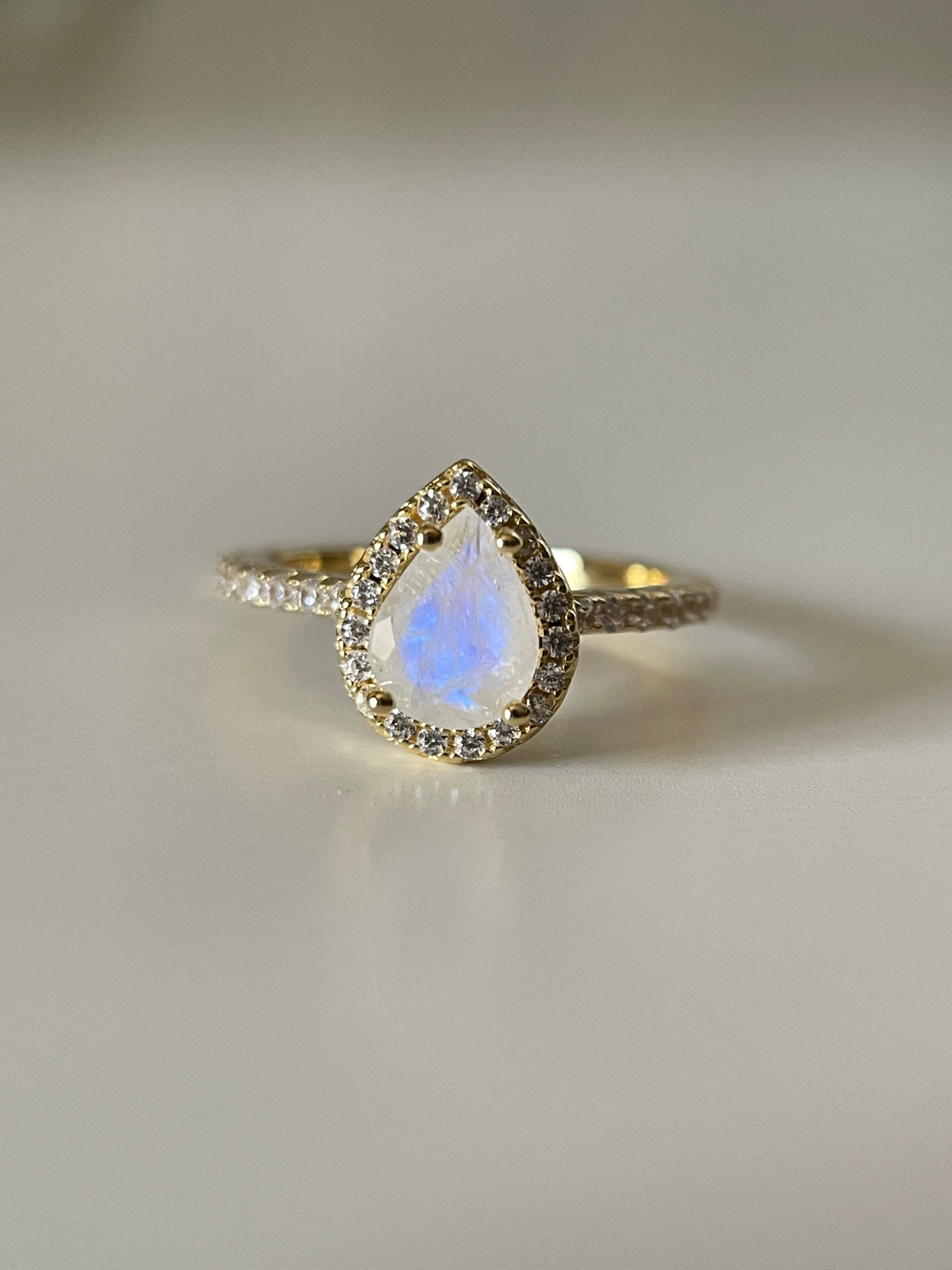 【Moonlit】Unique Handmade Natural Blue Moonstone Engagement Ring 0.8ct Pear Shape