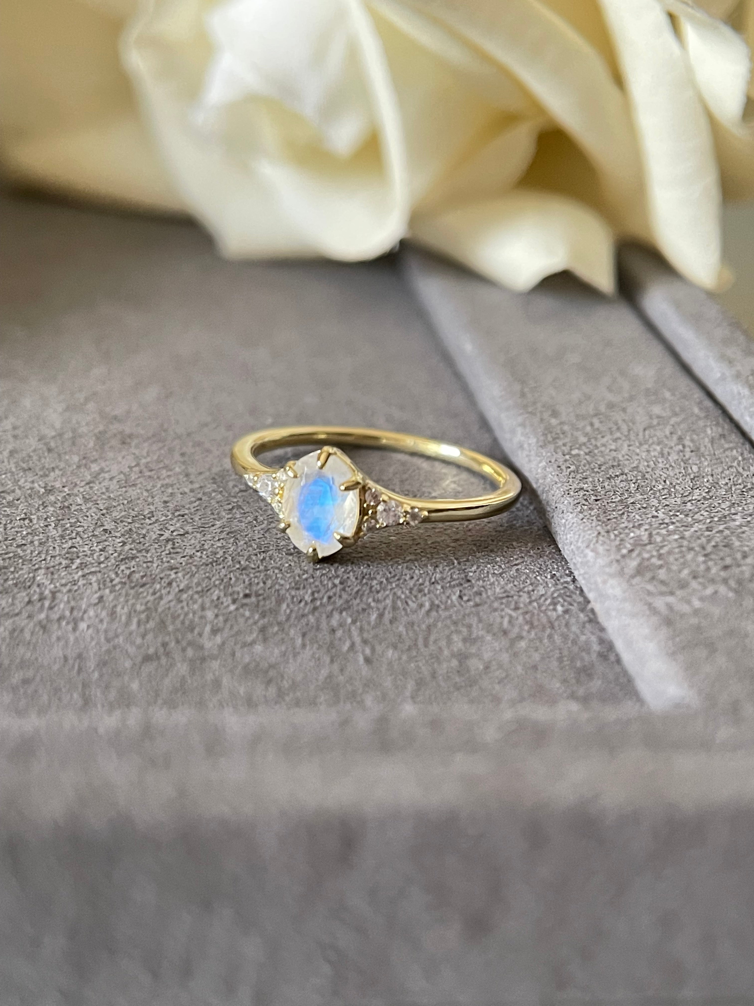 【Artemis】Unique Handmade Natural Blue Moonstone Engagement Ring 0.75ct Oval Shape