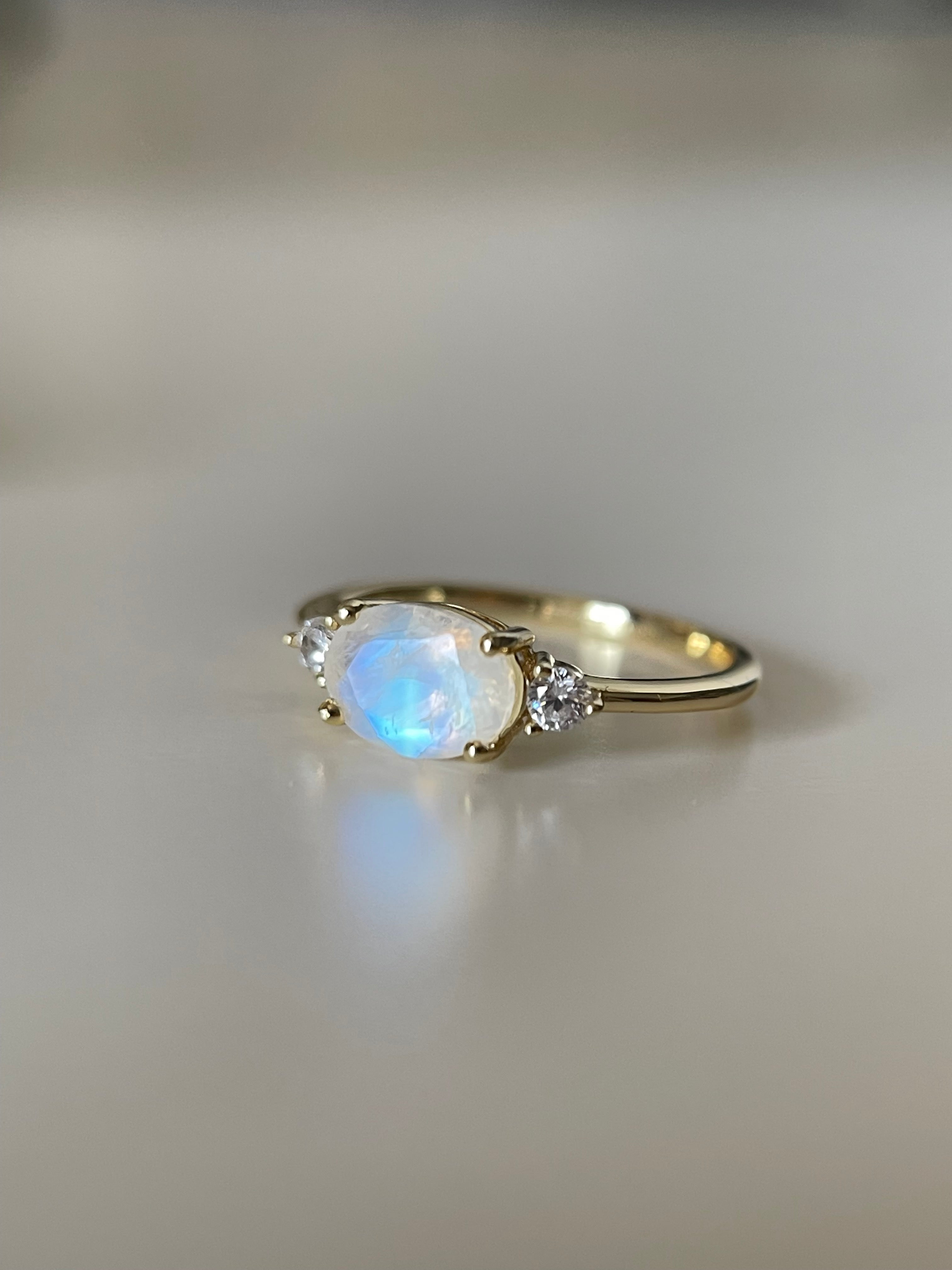 【Lunette】Unique Handmade Natural Blue Moonstone Engagement Ring Set Oval Cut