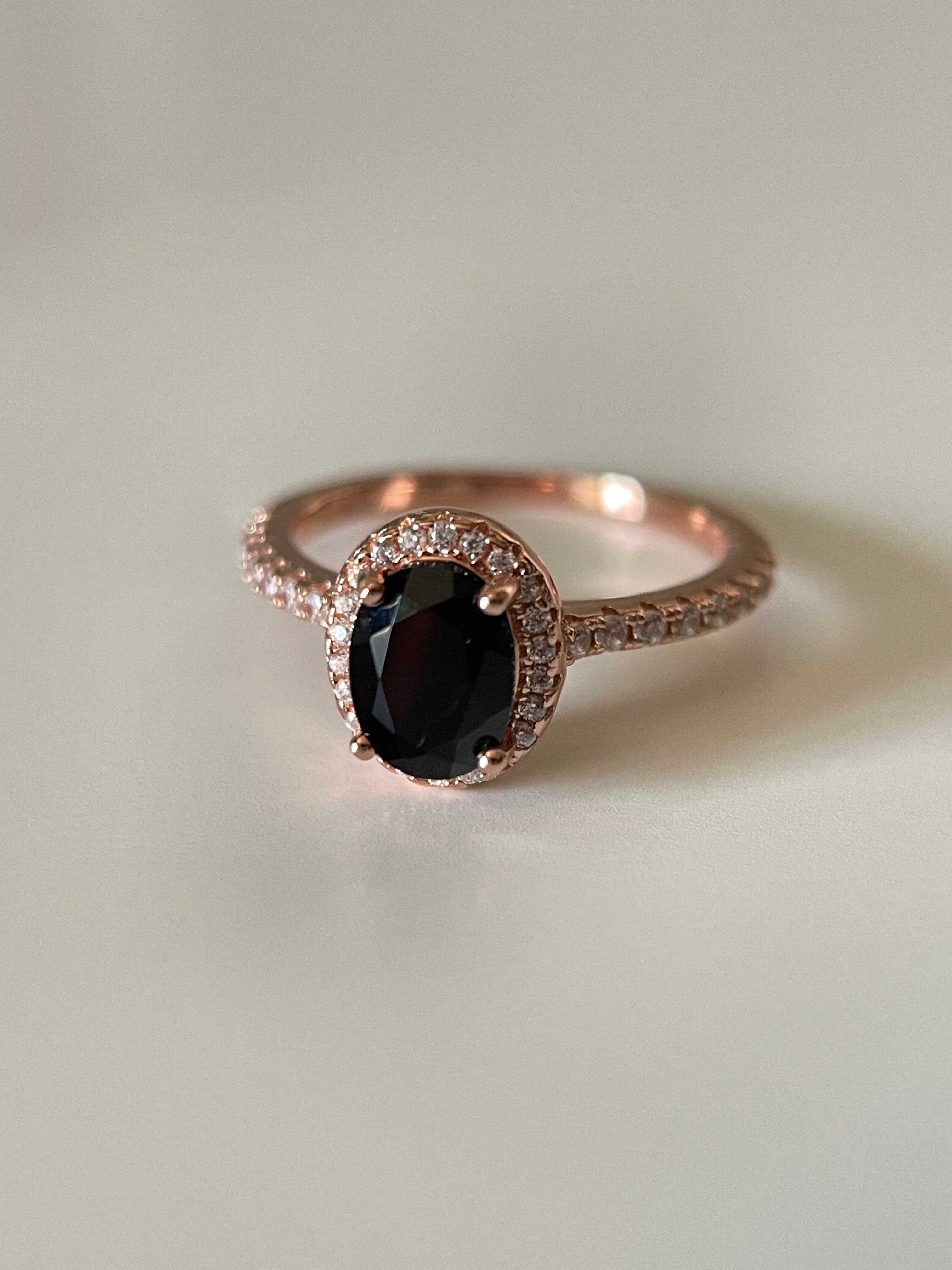 【Onyx Nocturne】Handmade Natural Black Onyx Engagement Ring 1.5ct Oval Shape