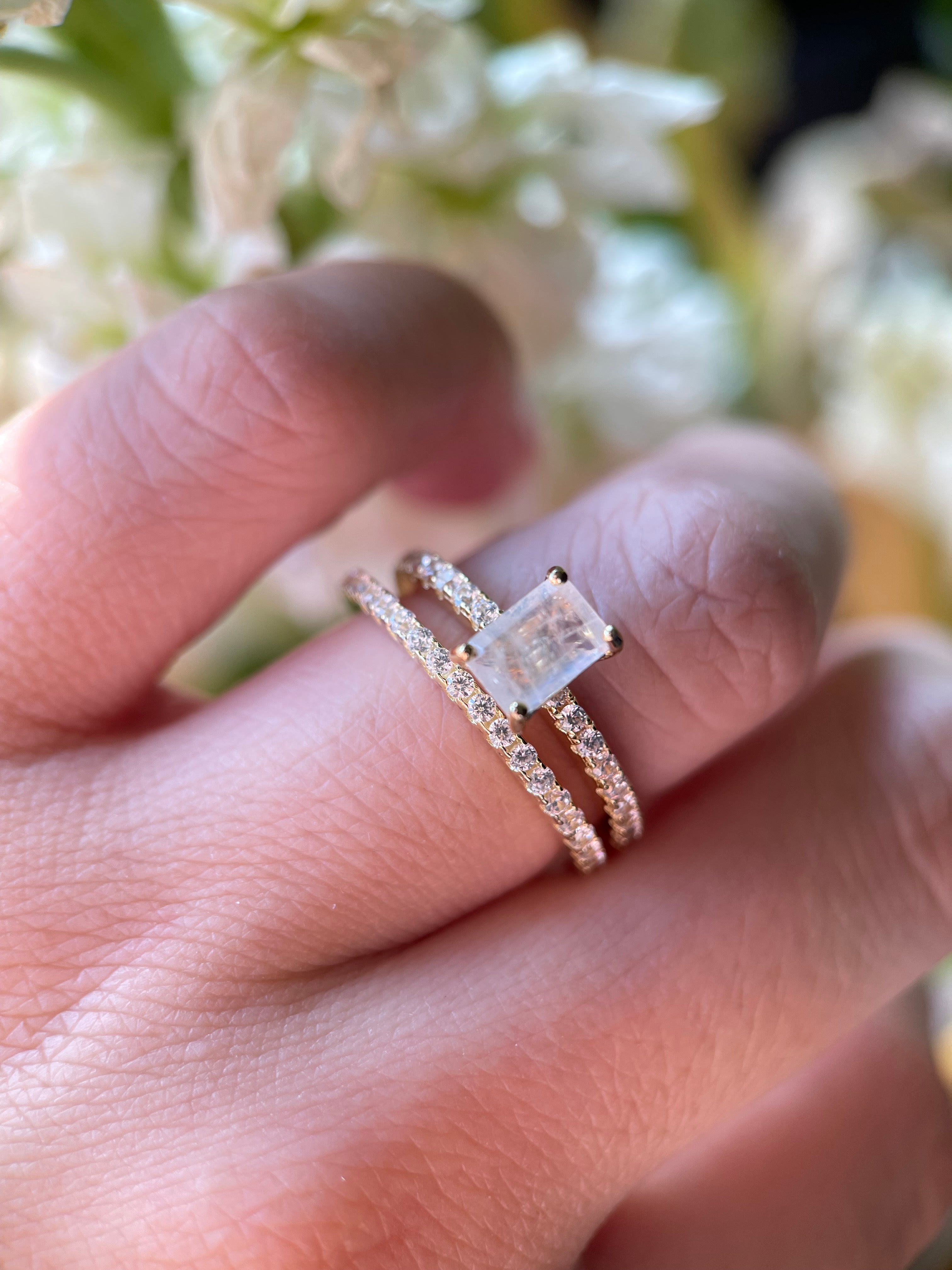 【Iris Set】Unique Handmade Natural Blue Moonstone Engagement Ring Set 2pcs 1ct Emerald Cut