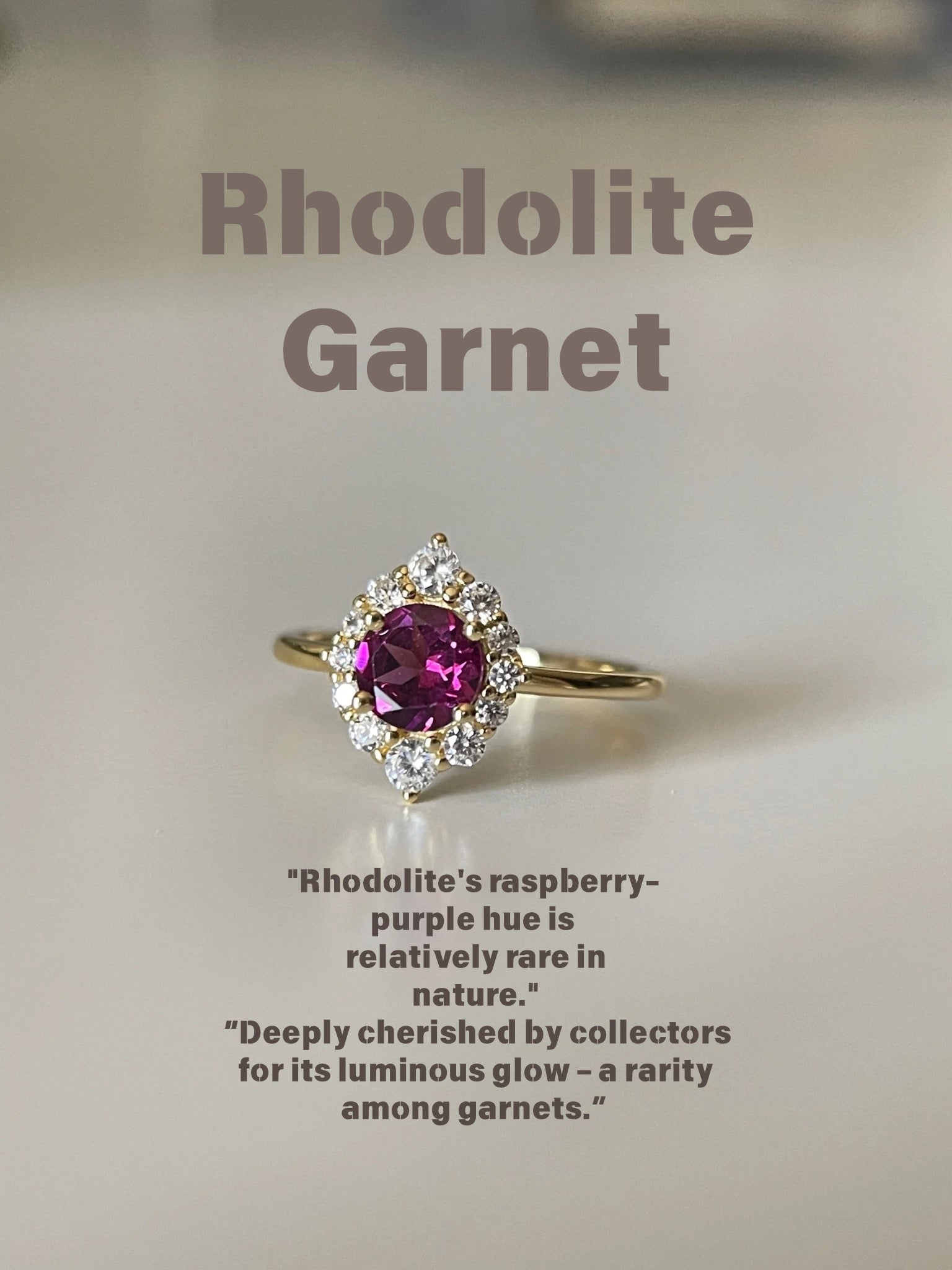 【Amaranth】Bague de fiançailles unique, faite main, en grenat rhodolite naturel de 0,8 ct, forme ronde