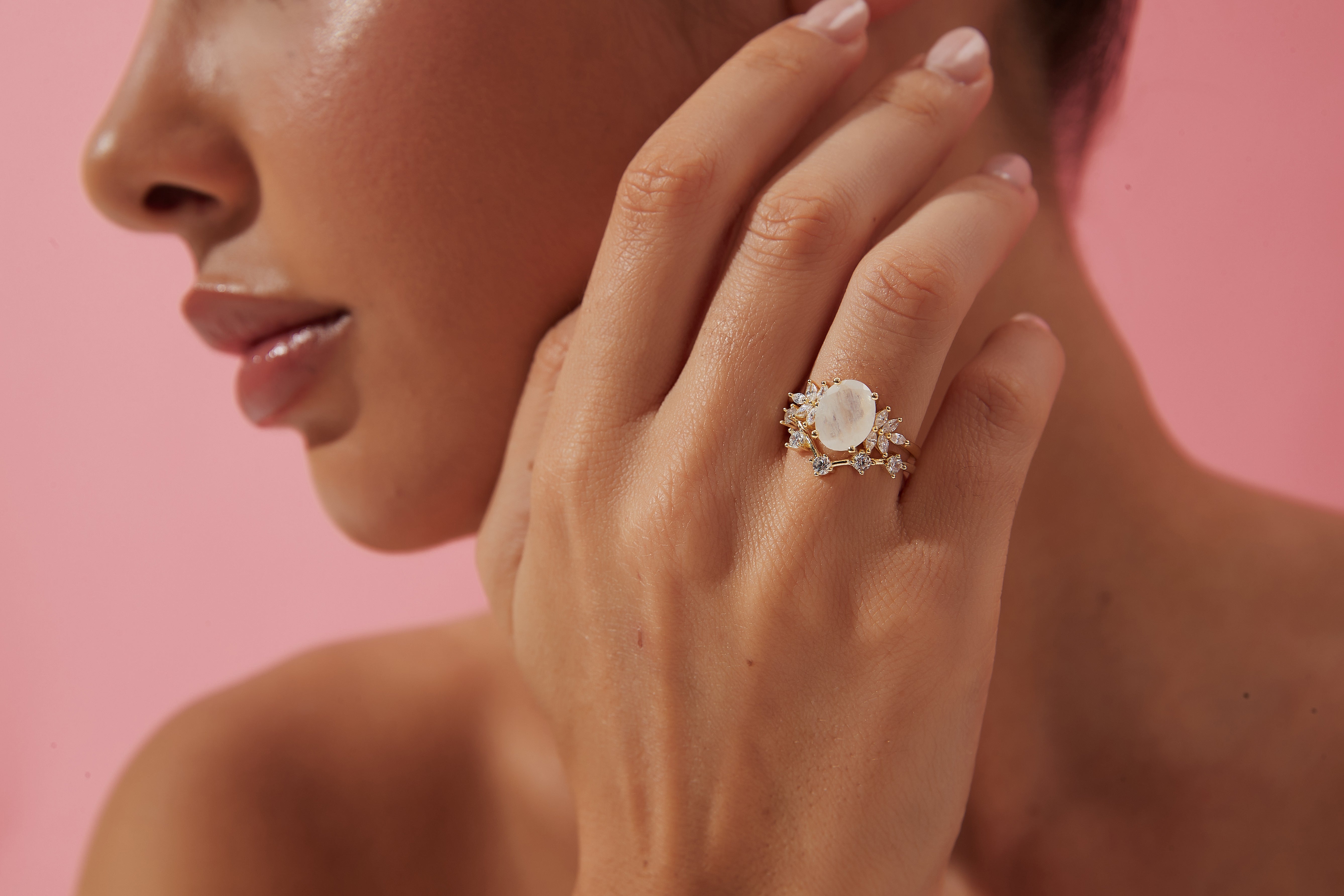 【CELESTE】Unique Handmade Natural Blue Moonstone Engagement Ring Oval Shape 3c