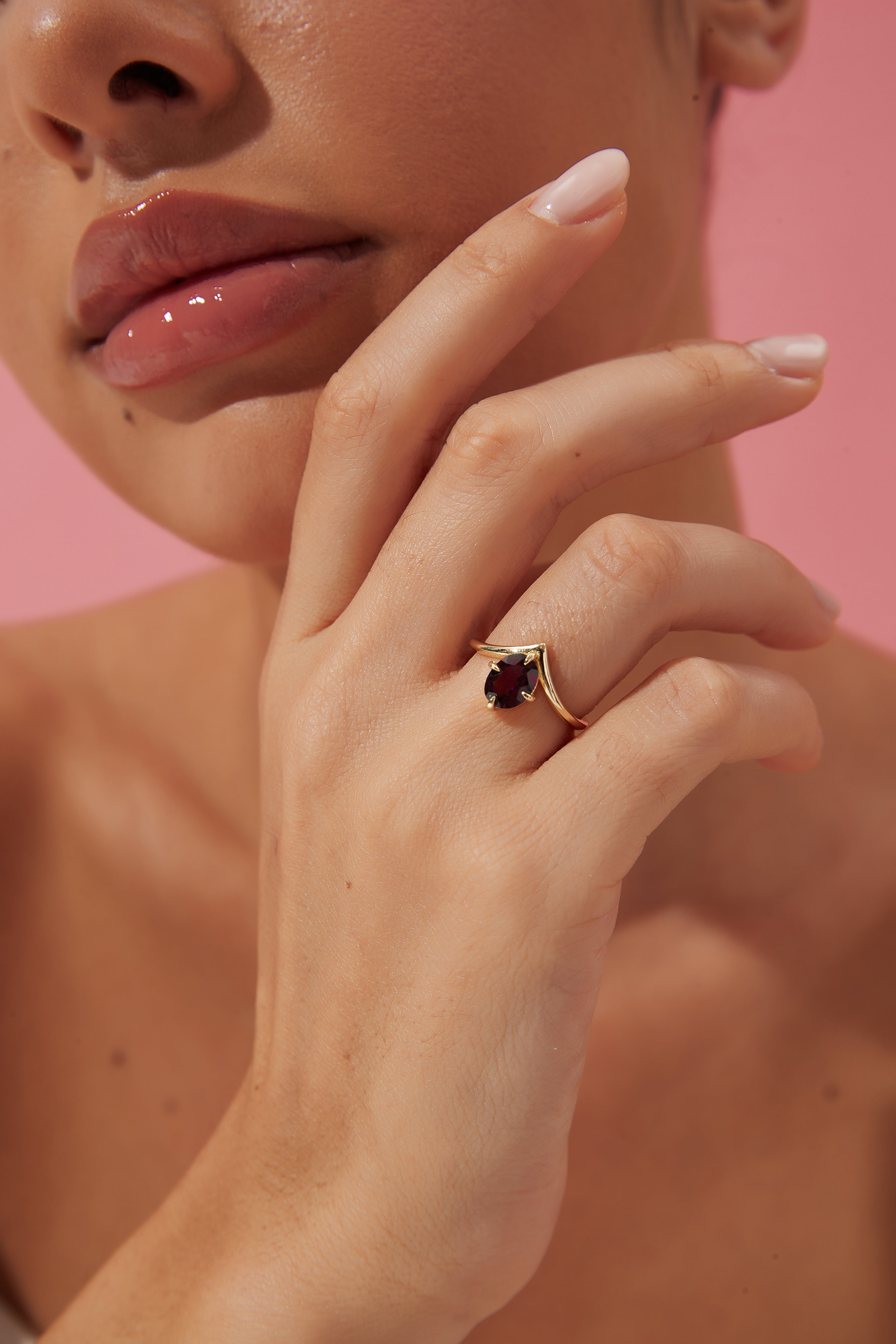 【REGINA SET】Handmade Natural Rhodolite Garnet Engagement Ring Set 2pcs Oval Shape 1.5ct