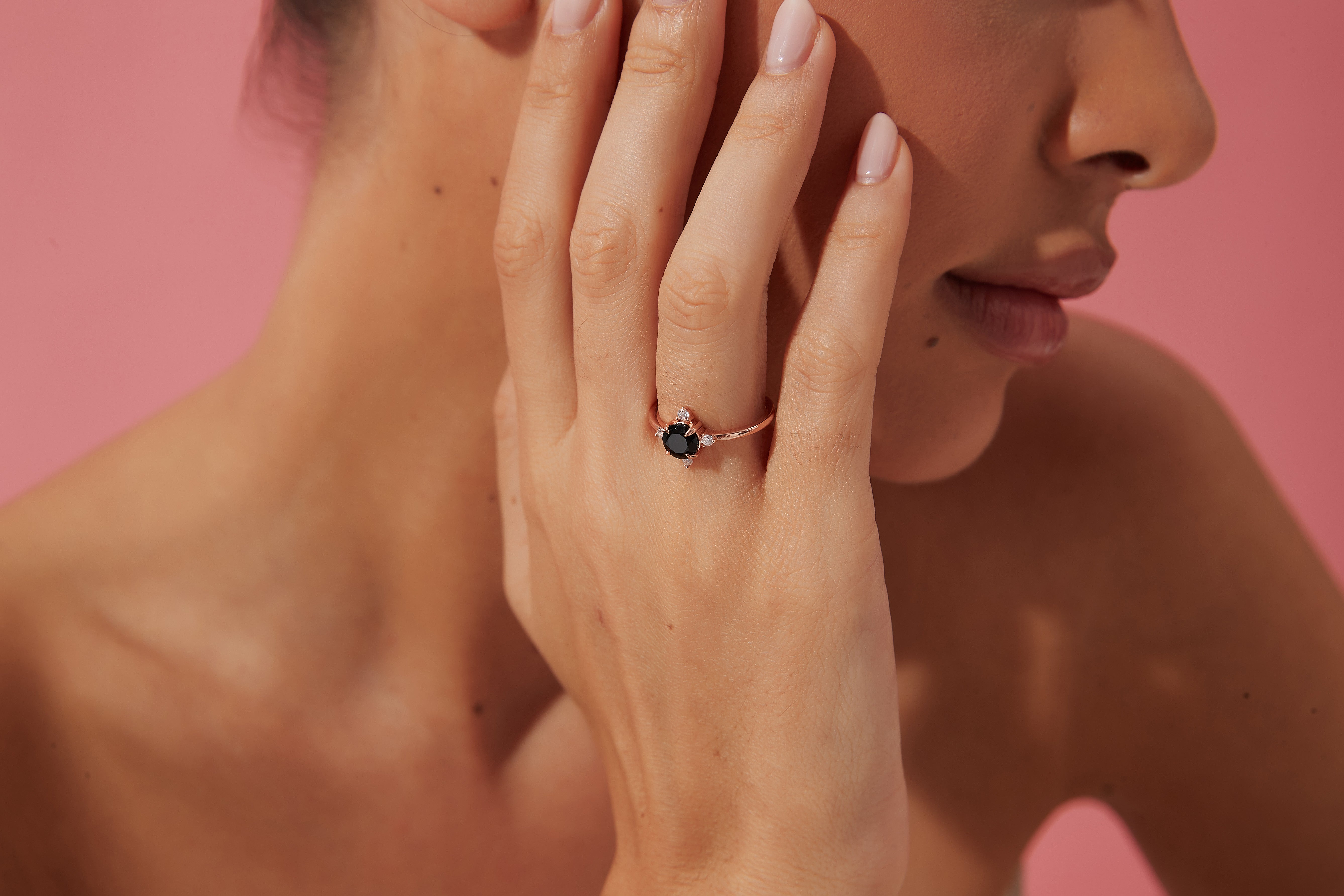 【HECATE】Unique Handmade Natural Black Onyx Engagement Ring Round Shape 0.8ct