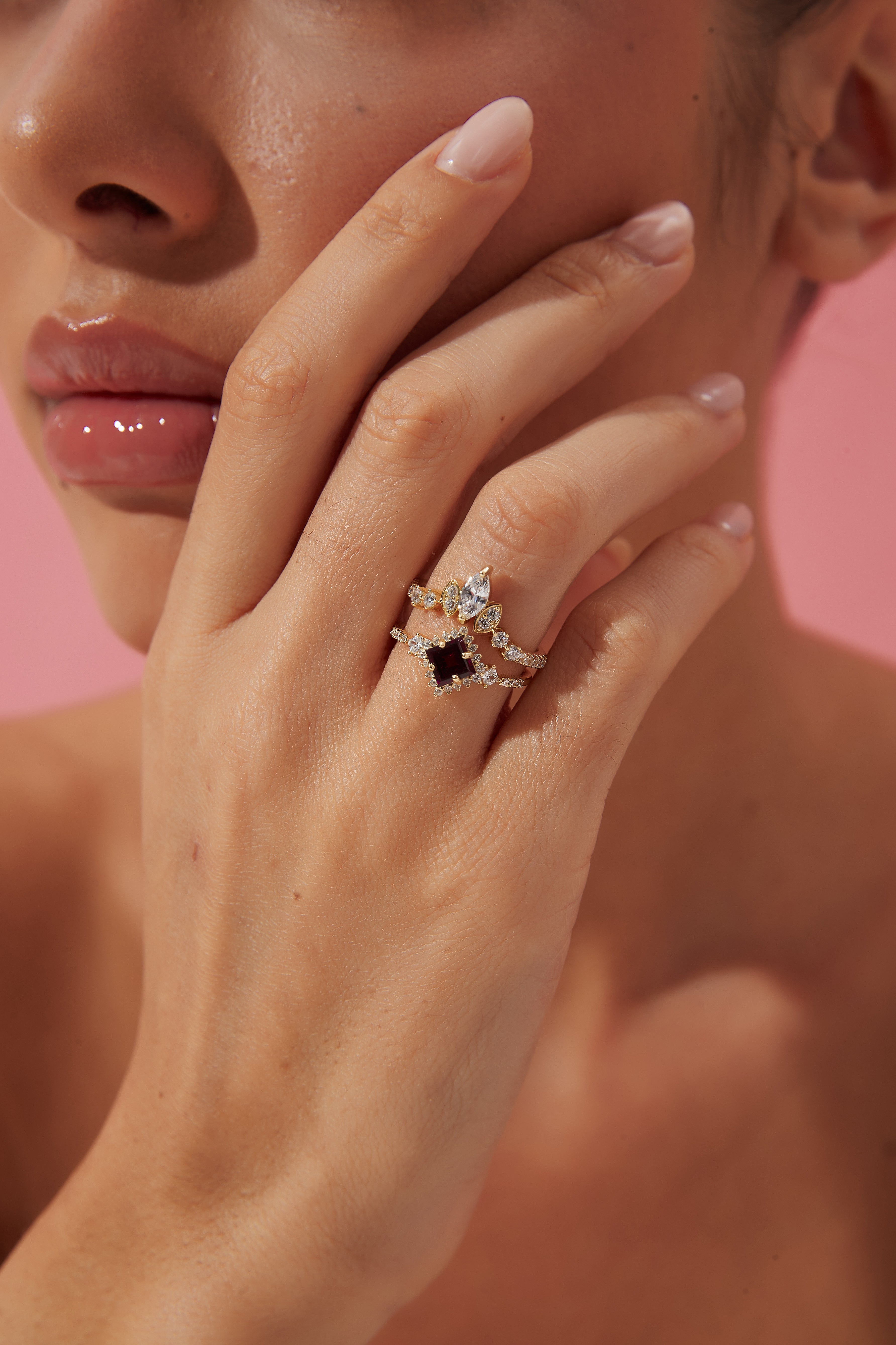 【ZENOBIA SET】Handmade Natural Rhodolite Garnet Engagement Ring Set 2pcs Princess Shape 0.75ct