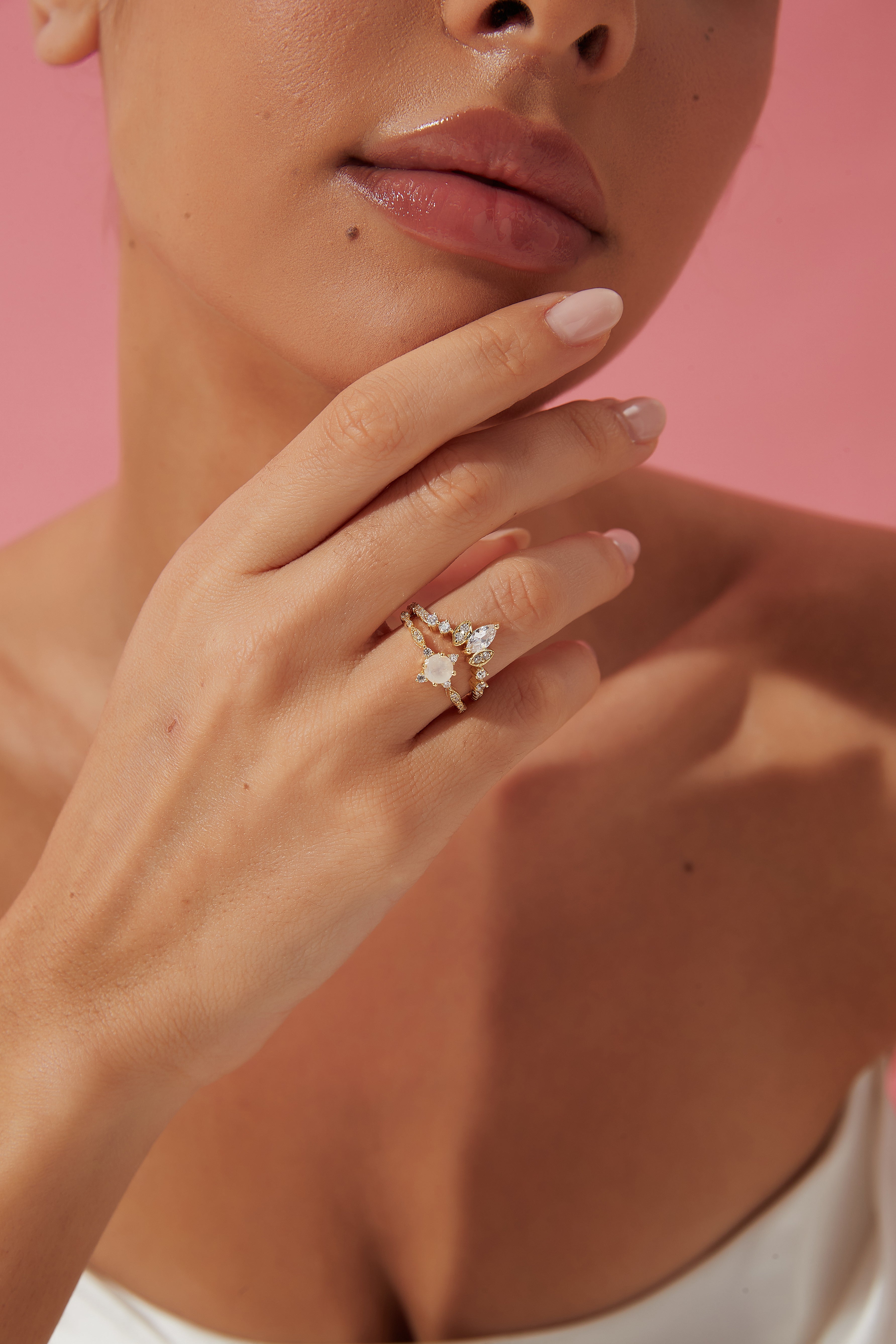 【Lucentia】Handmade Natural Blue Moonstone Engagement Ring 0.5ct Princess Shape