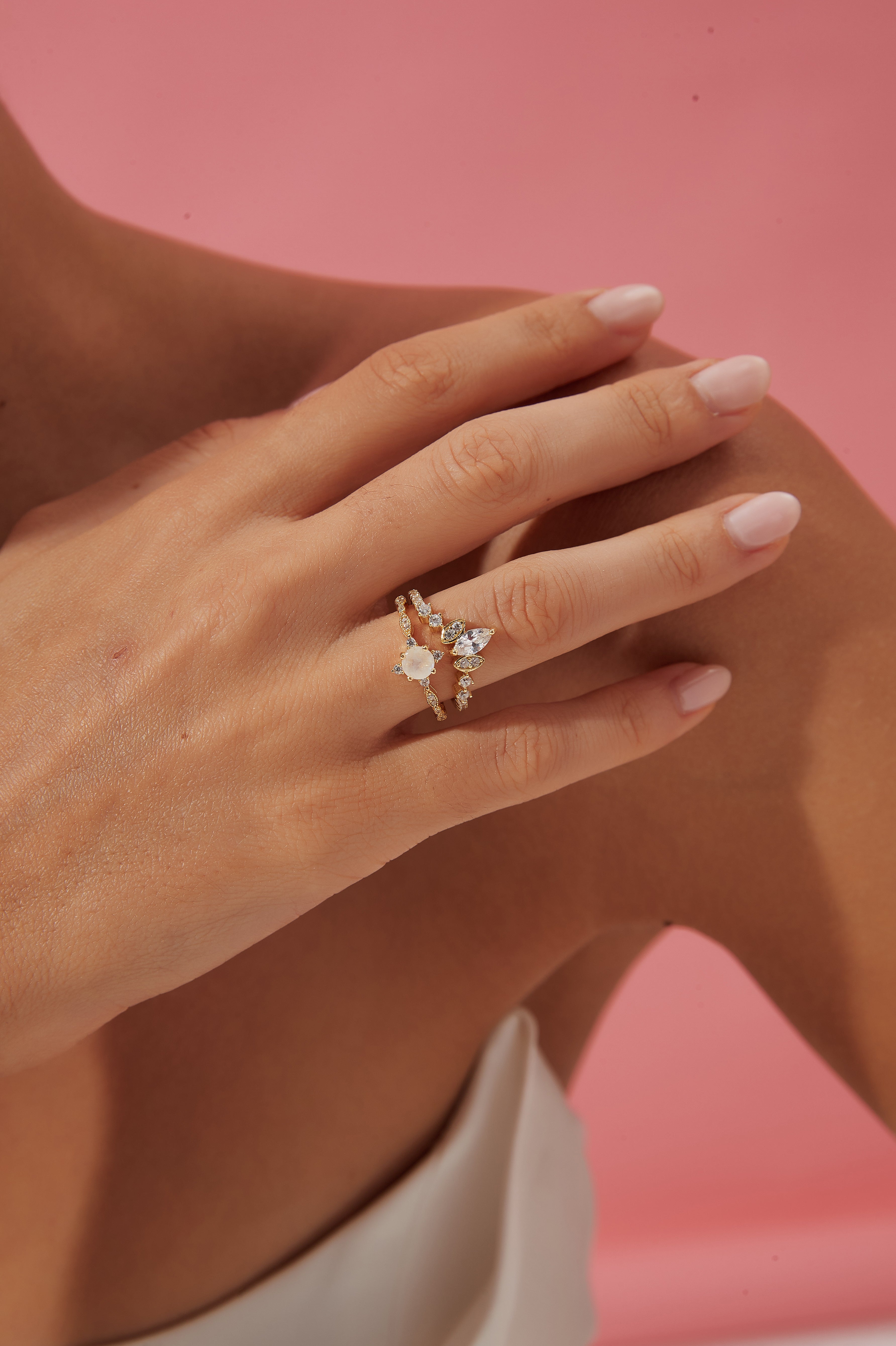 【Lucentia】Handmade Natural Blue Moonstone Engagement Ring 0.5ct Princess Shape