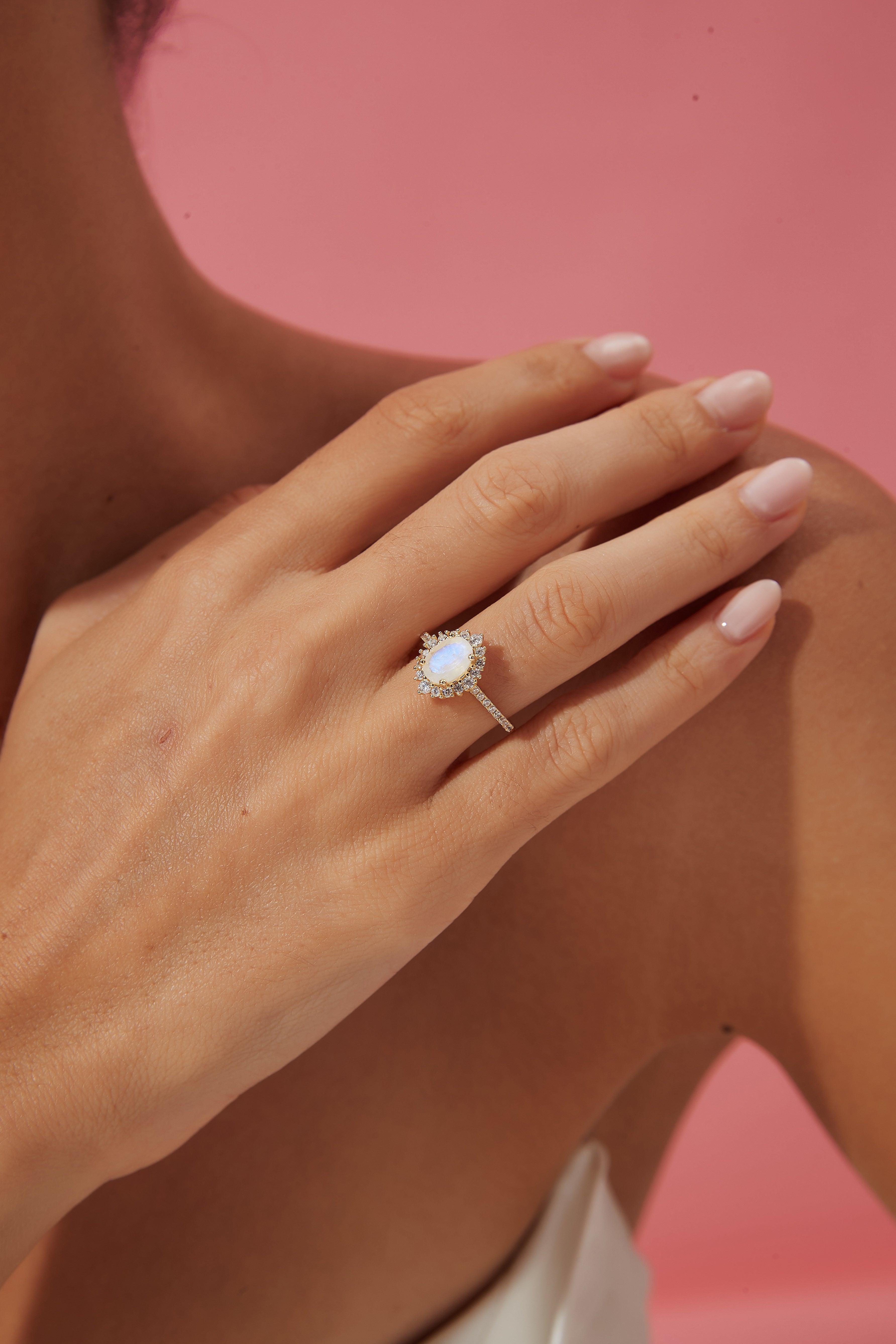 【Celestia】Unique Handmade Natural Blue Moonstone Engagement Ring 1.5ct Oval Shape