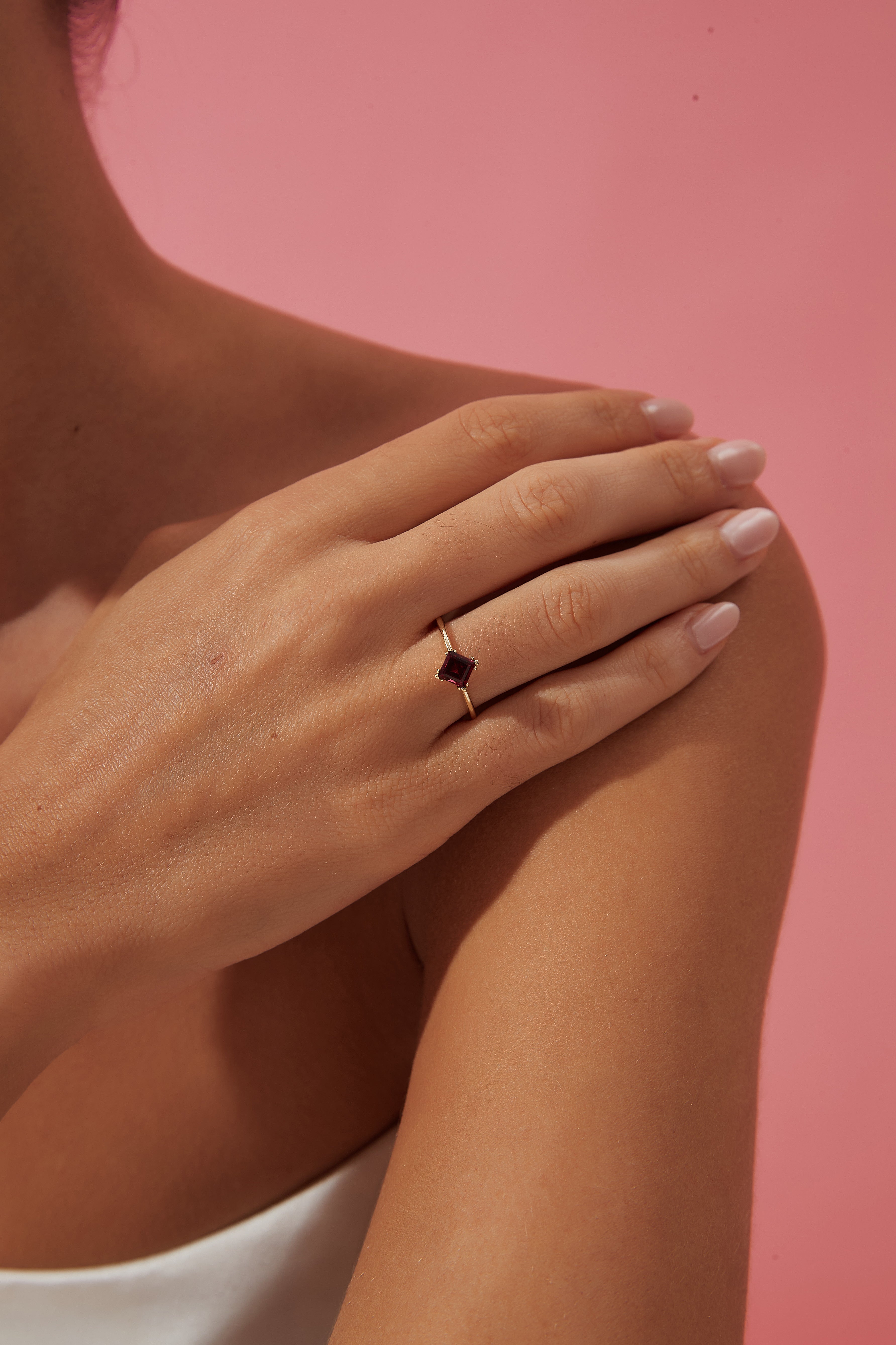 【Rubienne Set】Unique Handmade Natural Rhodolite Garnet Engagement Ring Set 2pcs 0.75ct Princess Shape