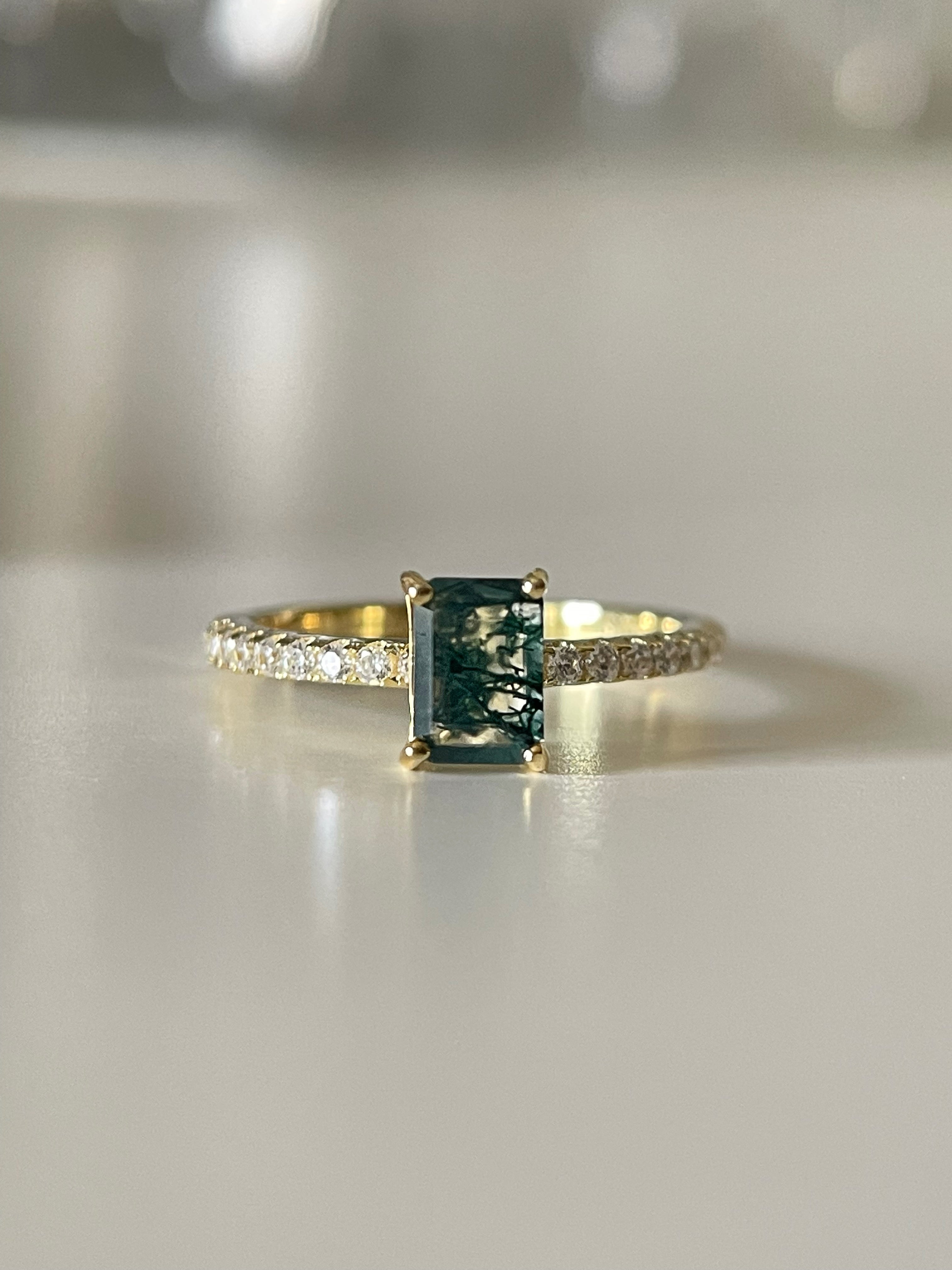 【Laguna】Unique Handmade Natural Moss Agate Engagement Ring 1ct Baguette Shape