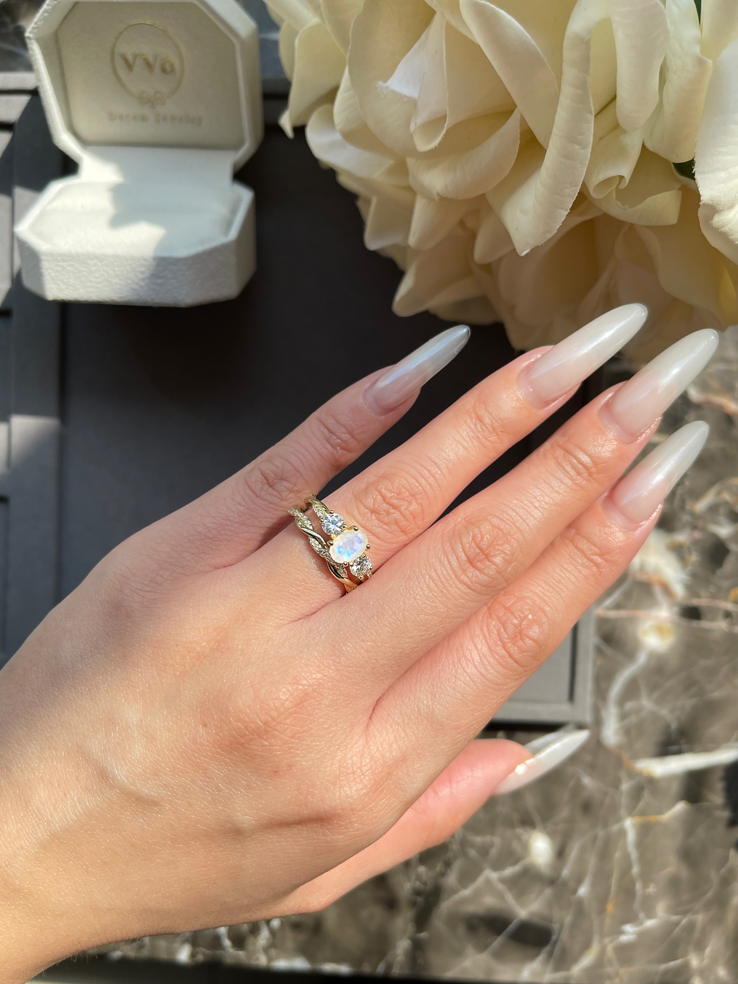 【Infinity Lumina】Unique Handmade Natural Blue Moonstone Engagement Ring Set 2pcs 0.75ct Oval Shape