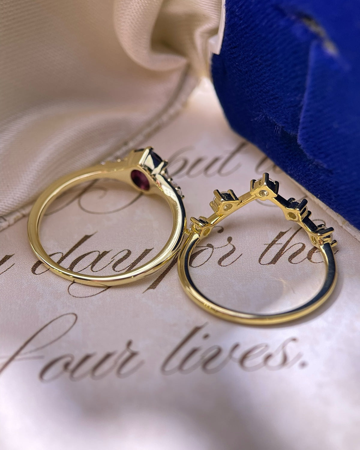 【Regalia Set】Handmade Natural Rhodolite Garnet Engagement Ring Set 2pcs 0.75ct Oval Cut