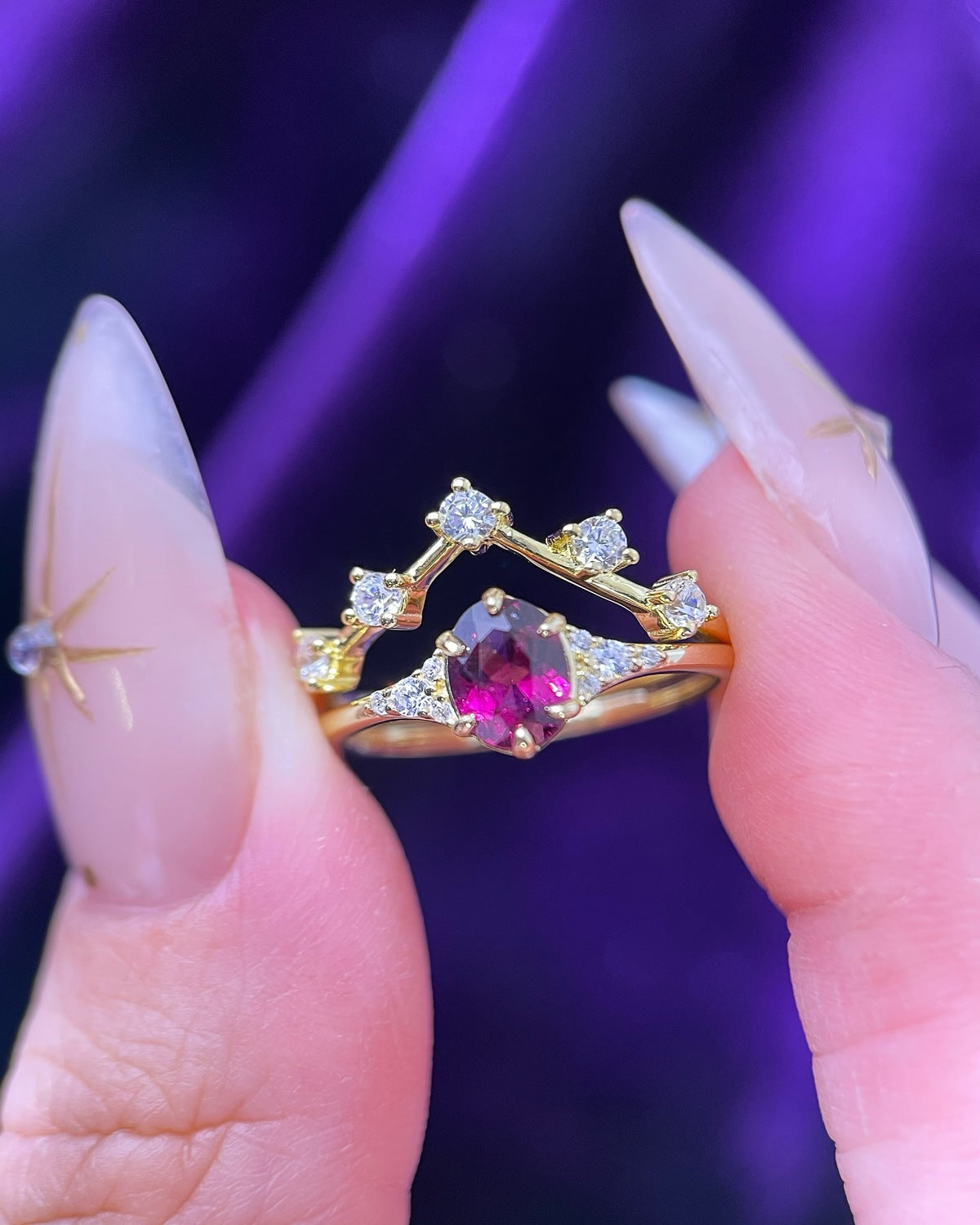 【Regalia Set】Handmade Natural Rhodolite Garnet Engagement Ring Set 2pcs 0.75ct Oval Cut