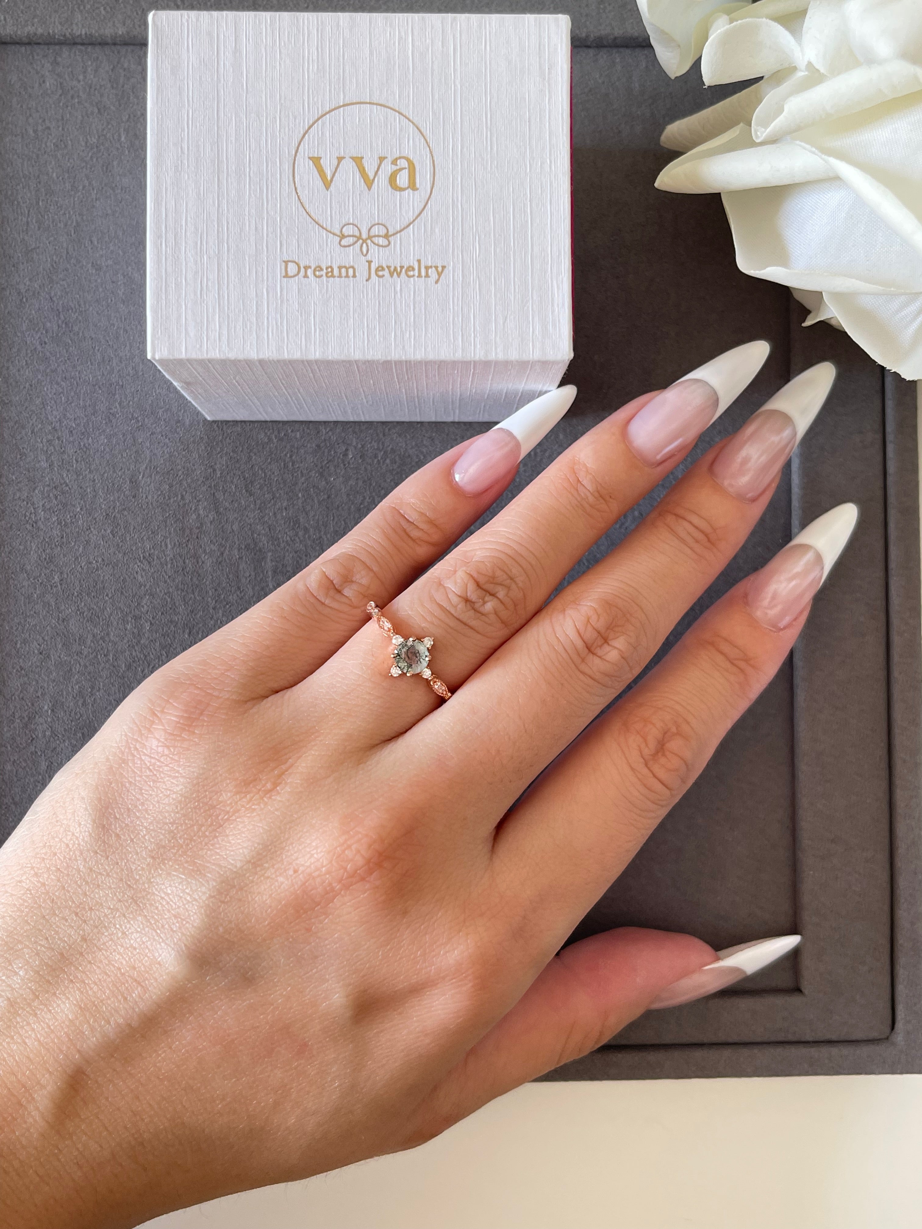 【Coralie】Unique Handmade Natural Moss Agate Engagement Ring 0.5ct Round Shape