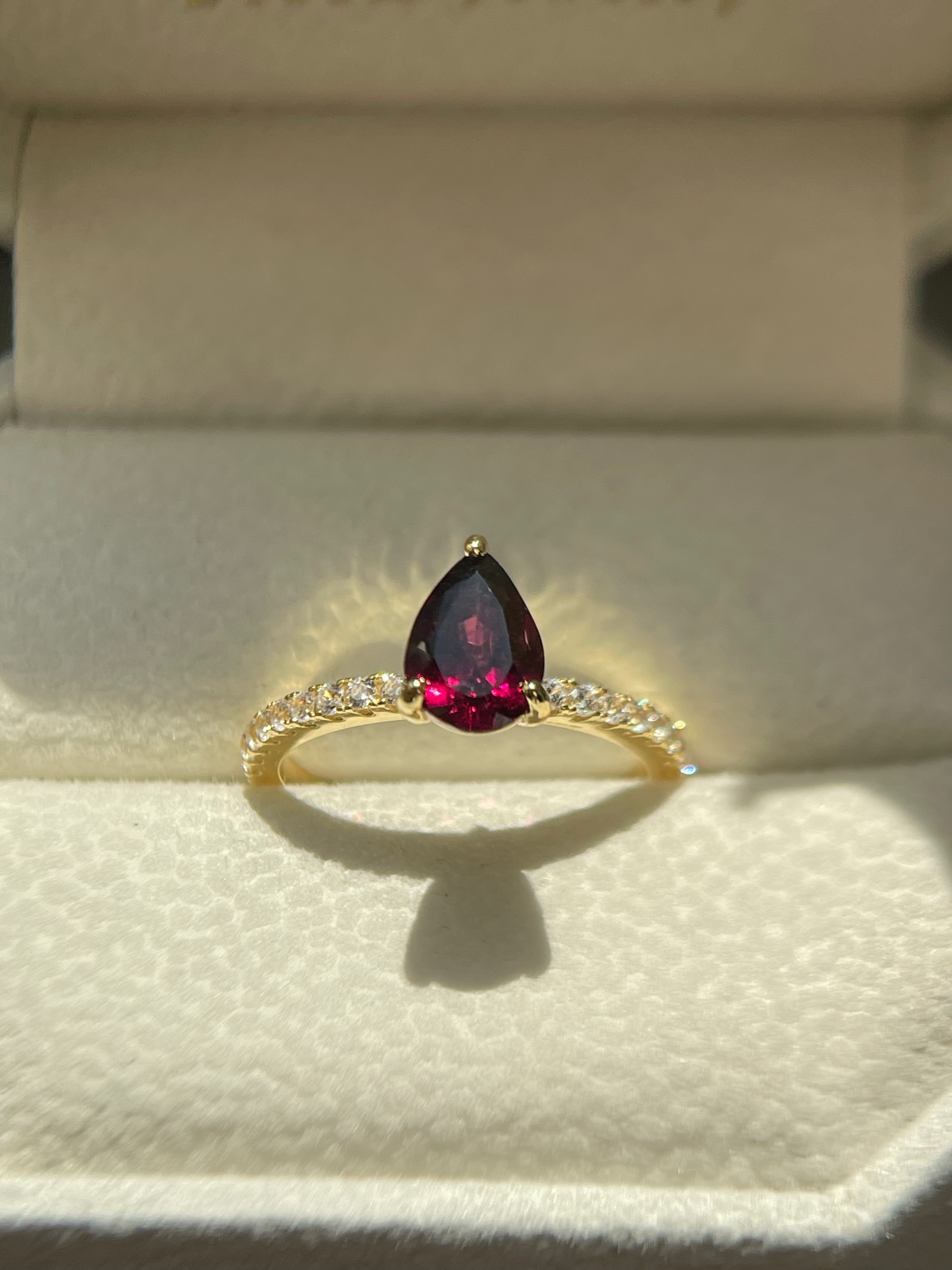 【Rubellite Cascade】Unique Handmade Natural Rhodolite Garnet Engagement Ring 0.8ct Pear Shape
