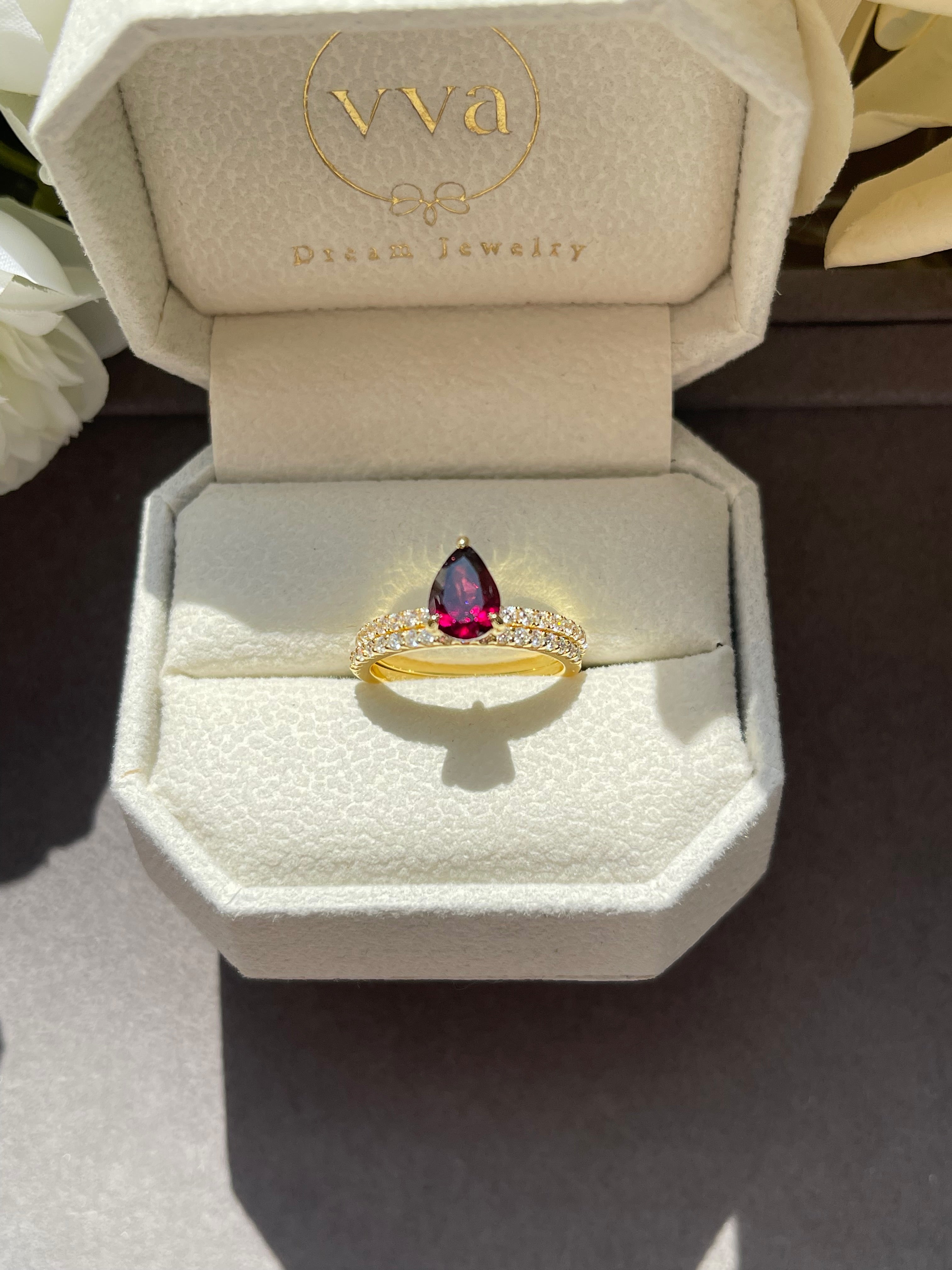 【Rubellite Cascade Set】Unique Handmade Natural Rhodolite Garnet Engagement Ring Set 2pcs 0.8ct Pear Shape