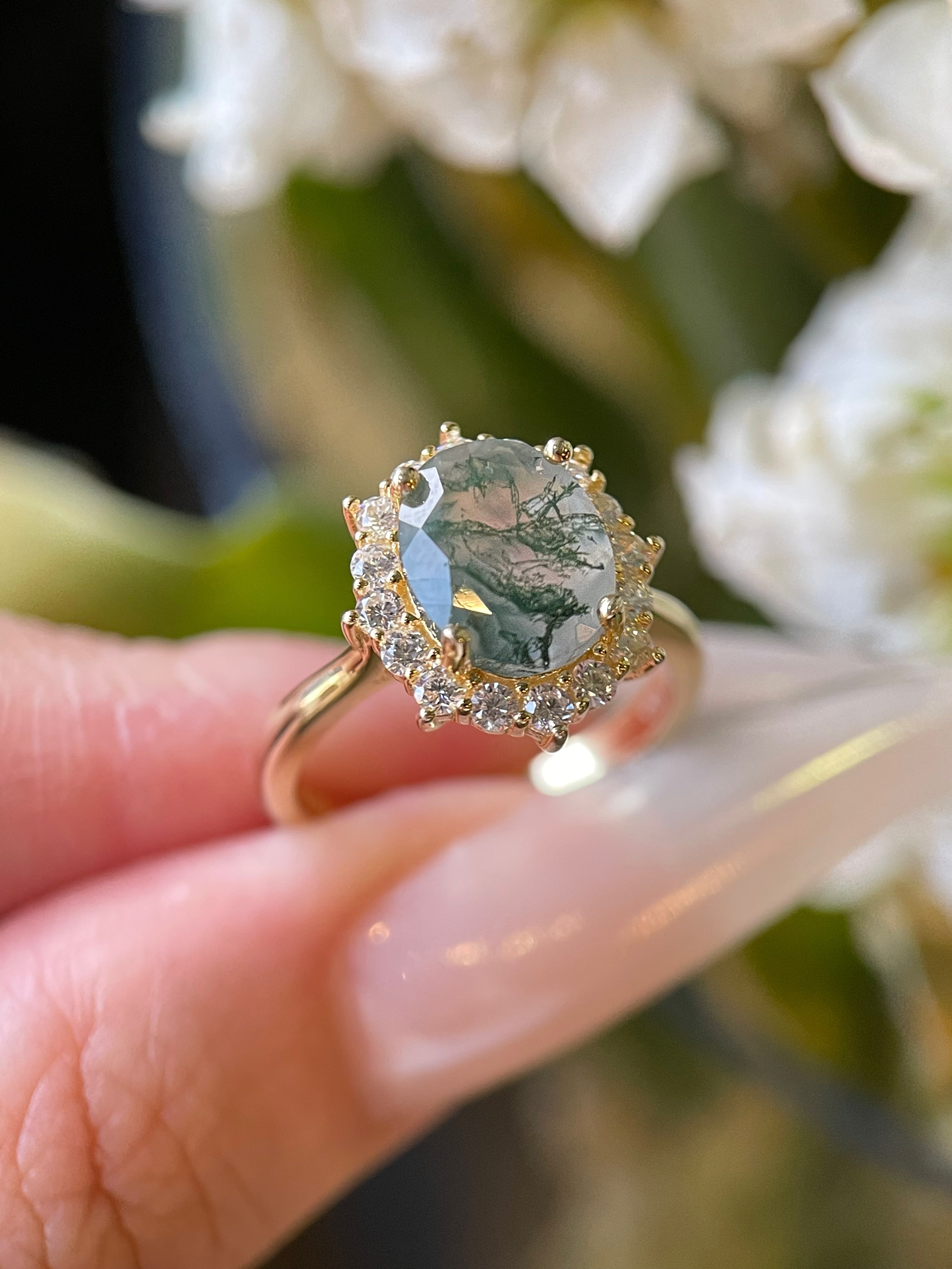 【Morrigan 】 Unique Handmade Natural Green Moss Agate Engagement Ring Oval Cut 3ct