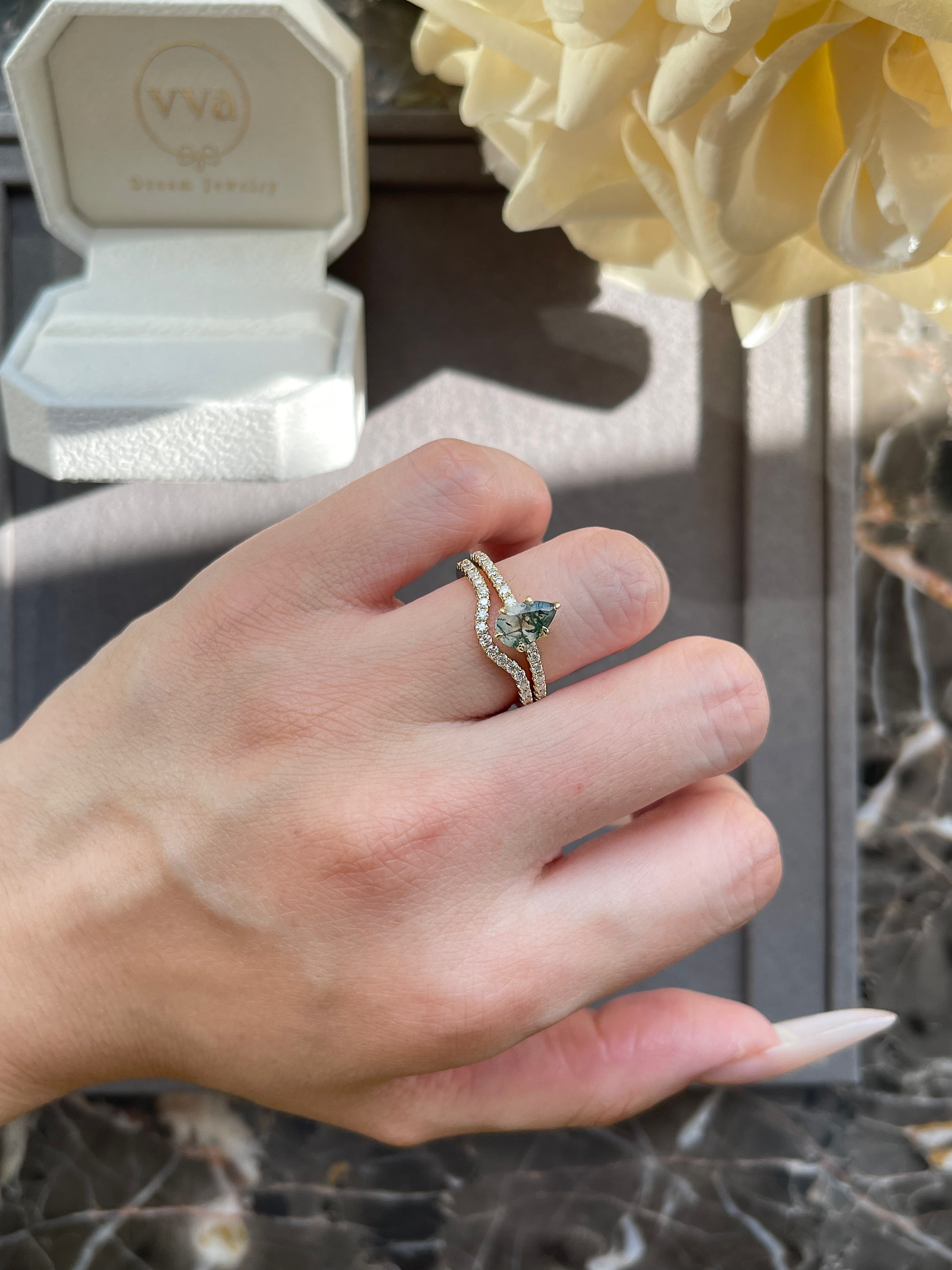 【Sylvan Covenant】Unique Handmade Natural Moss Agate Engagement Ring Set 2pcs 0.7ct Pear Shape