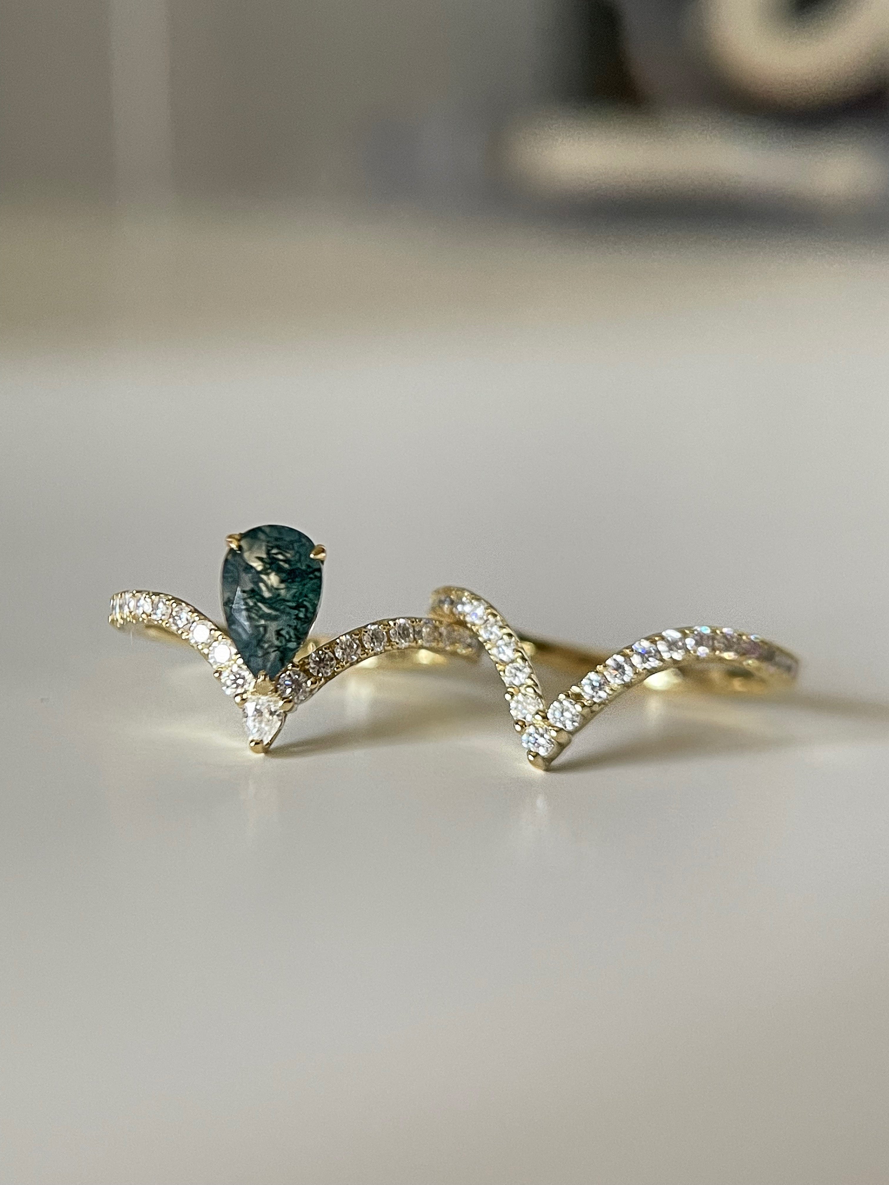 【Mossgard】Unique Handmade Natural Moss Agate Engagement Ring Set 2pcs 0.7ct Pear Shape