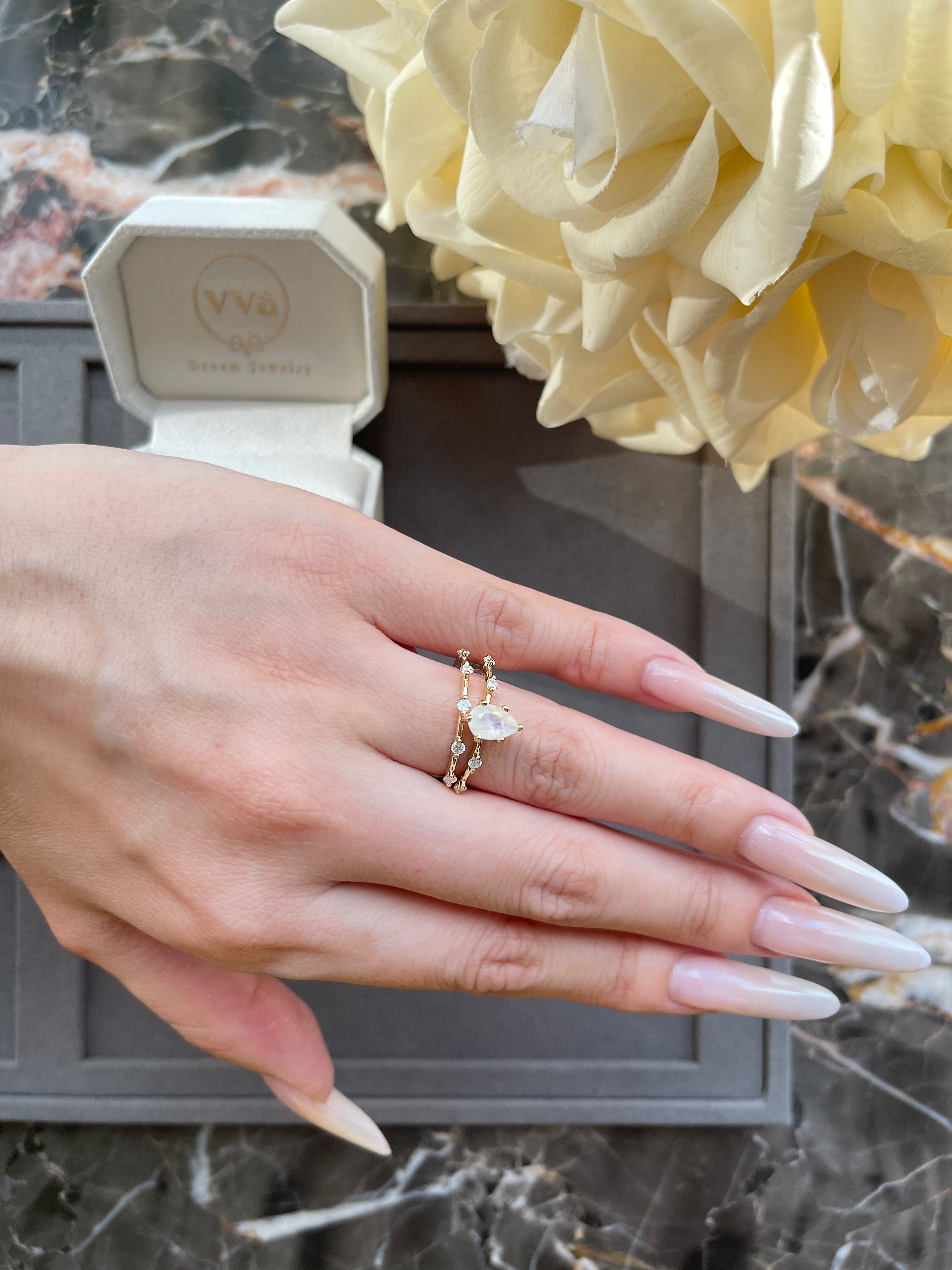 【Soulmate Set】Unique Handmade Natural Blue Moonstone Engagement Ring Set 2pcs 0.75ct Pear Shape