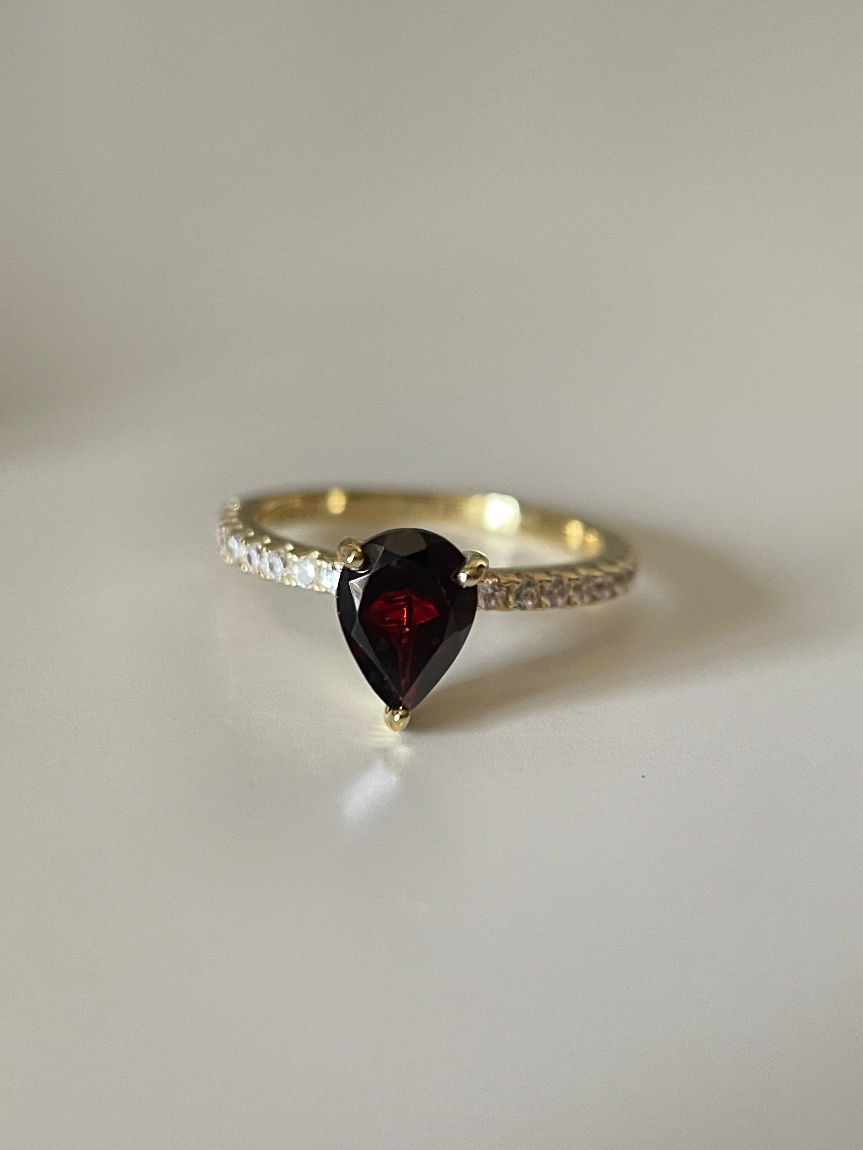 【Rubellite Cascade】Unique Handmade Natural Rhodolite Garnet Engagement Ring 0.8ct Pear Shape