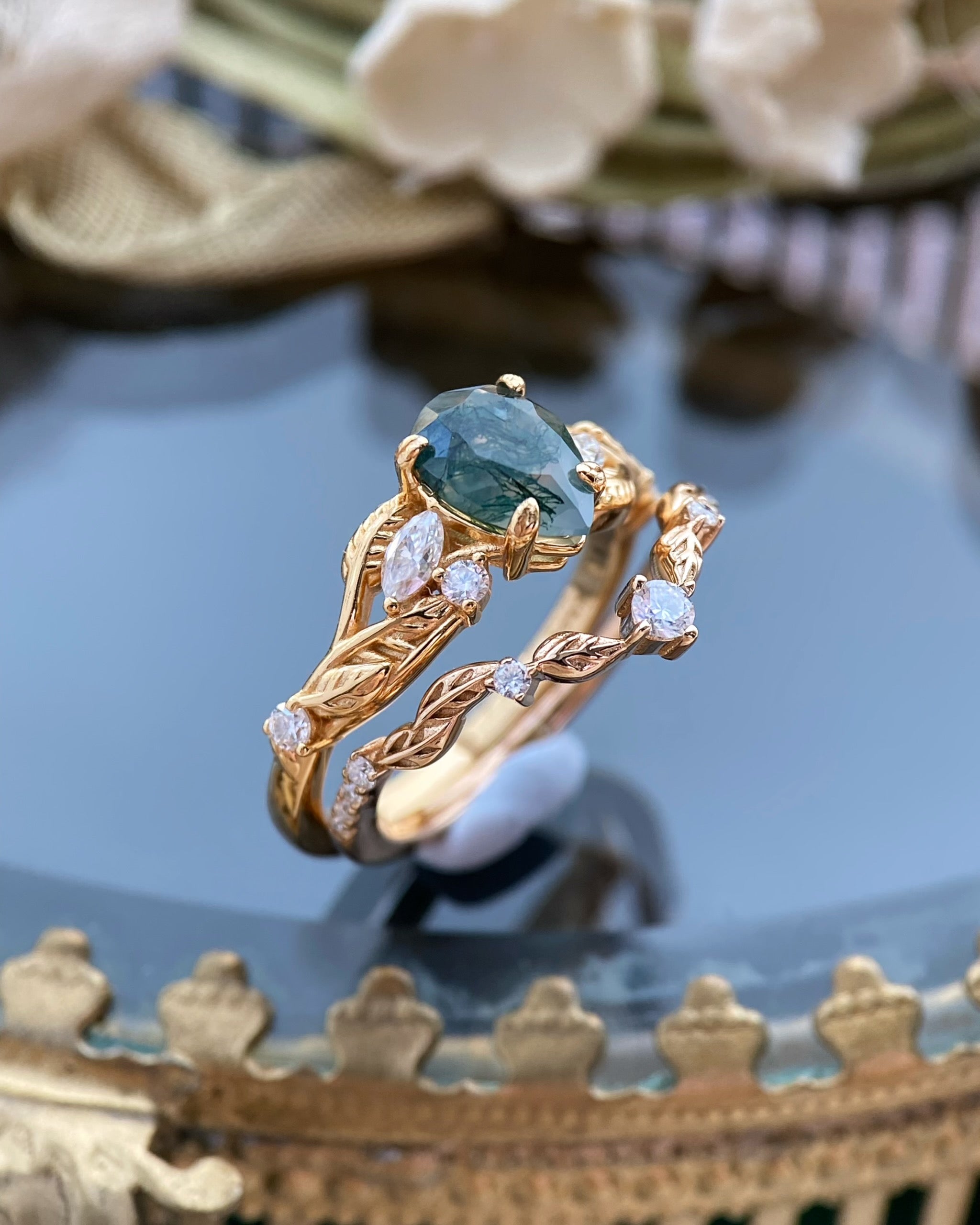 【Voile éthéré】Bague de fiançailles unique en agate mousse naturelle, faite main, de forme ovale, 1,5 ct