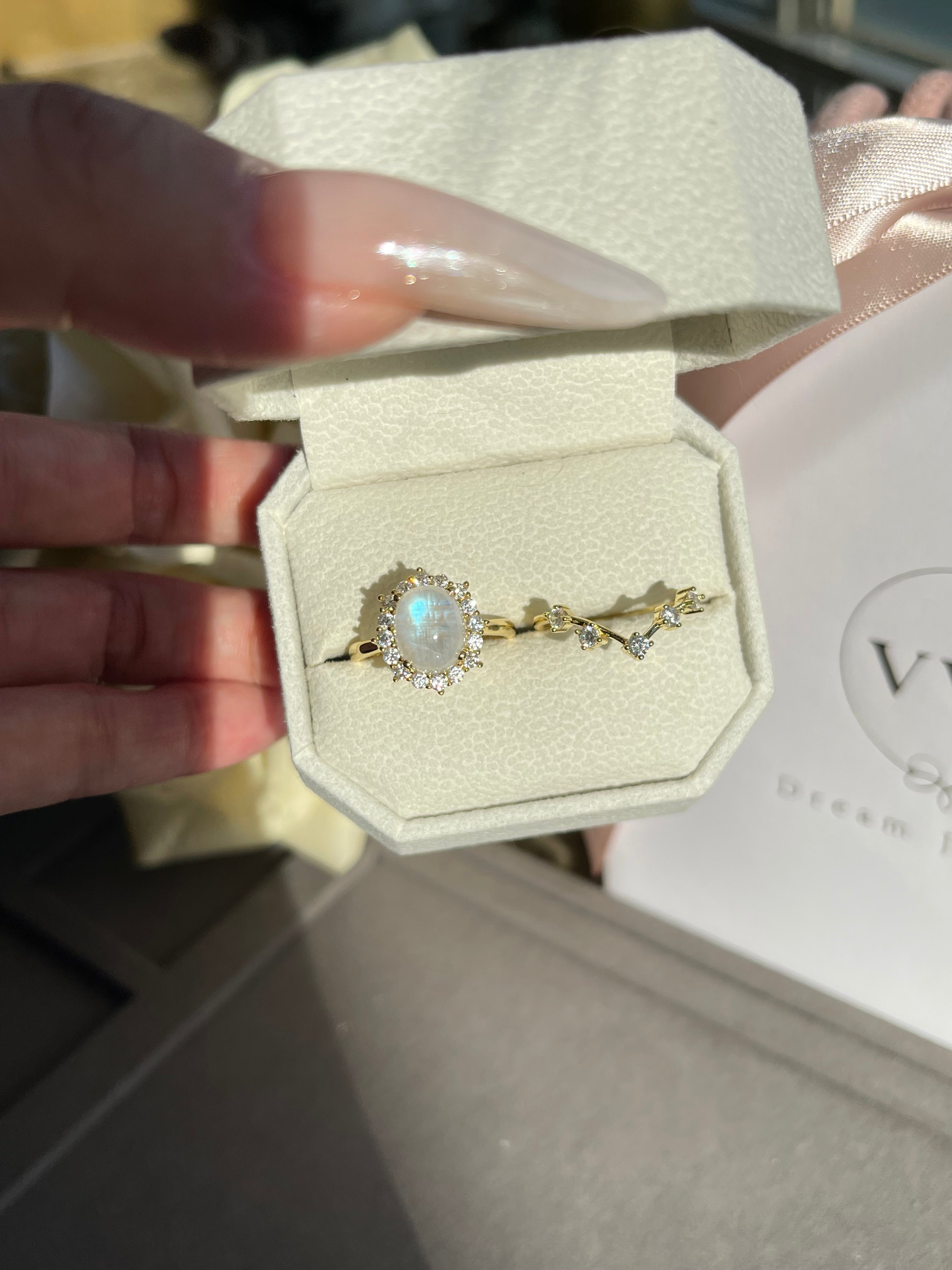 【SELENE SET】Unique Handmade Natural Blue Moonstone Engagement Ring Set 2pcs Oval Shape 3ct