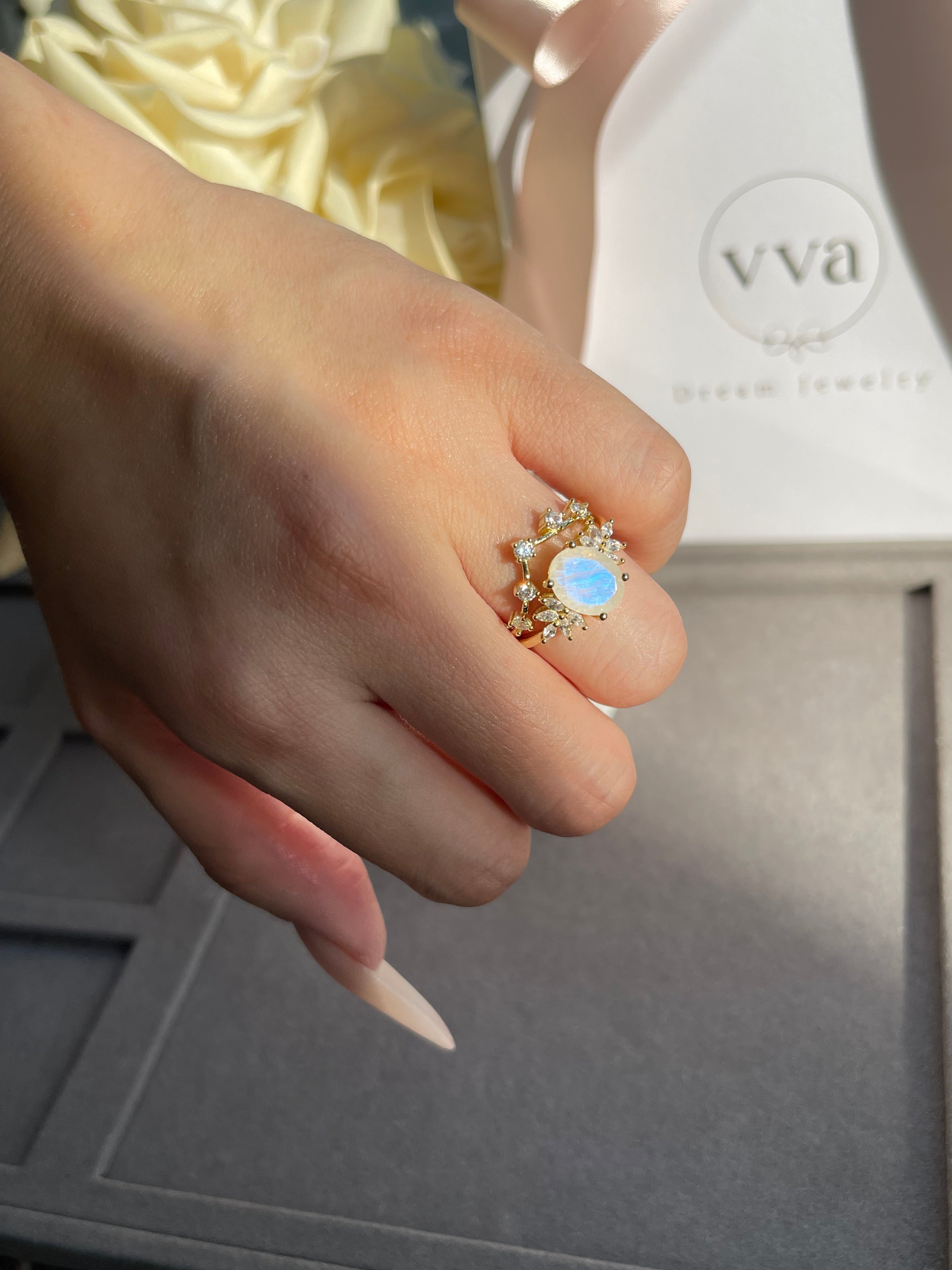 【CELESTE】Unique Handmade Natural Blue Moonstone Engagement Ring Oval Shape 3c