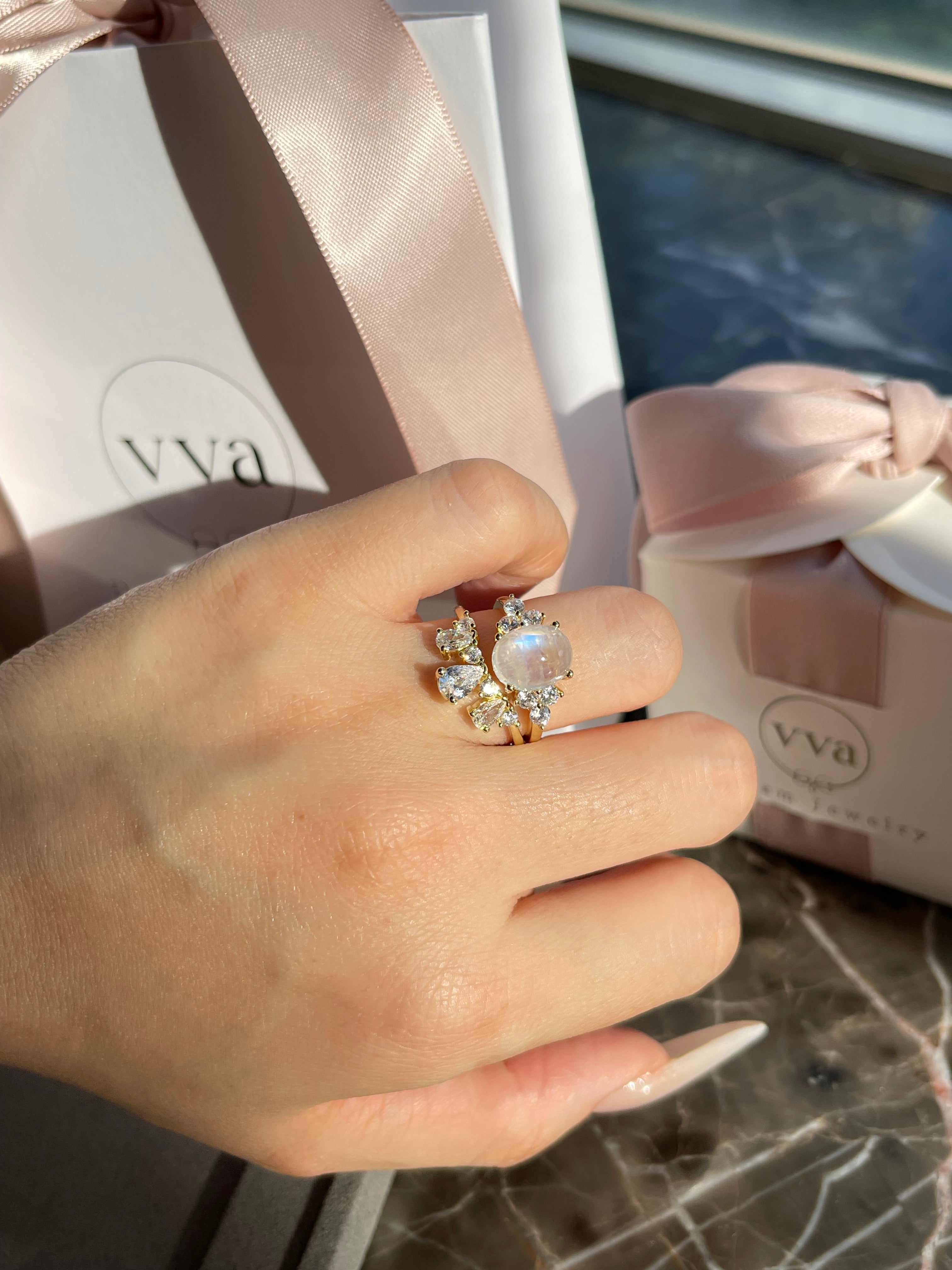 【DIANA】Unique Handmade Natural Blue Moonstone Engagement Ring 3ct Oval Shape