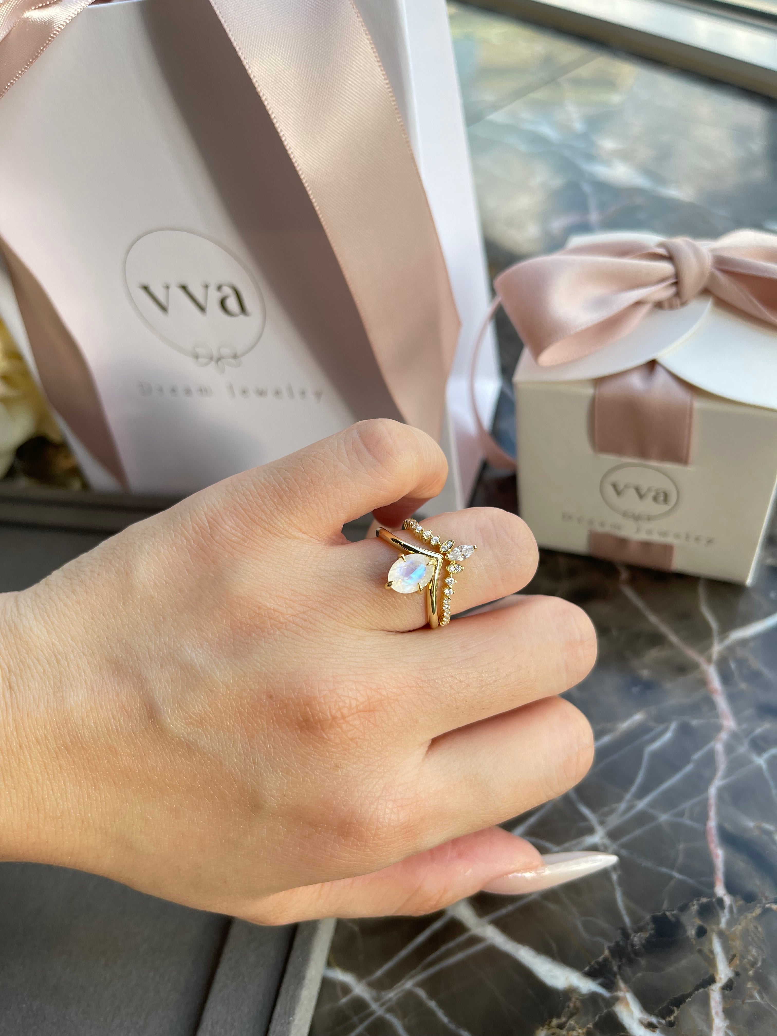 【GENEVIEVE SET】Unique Handmade Natural Blue Moonstone Engagement Ring Set 2pcs Oval Shape 1.5ct