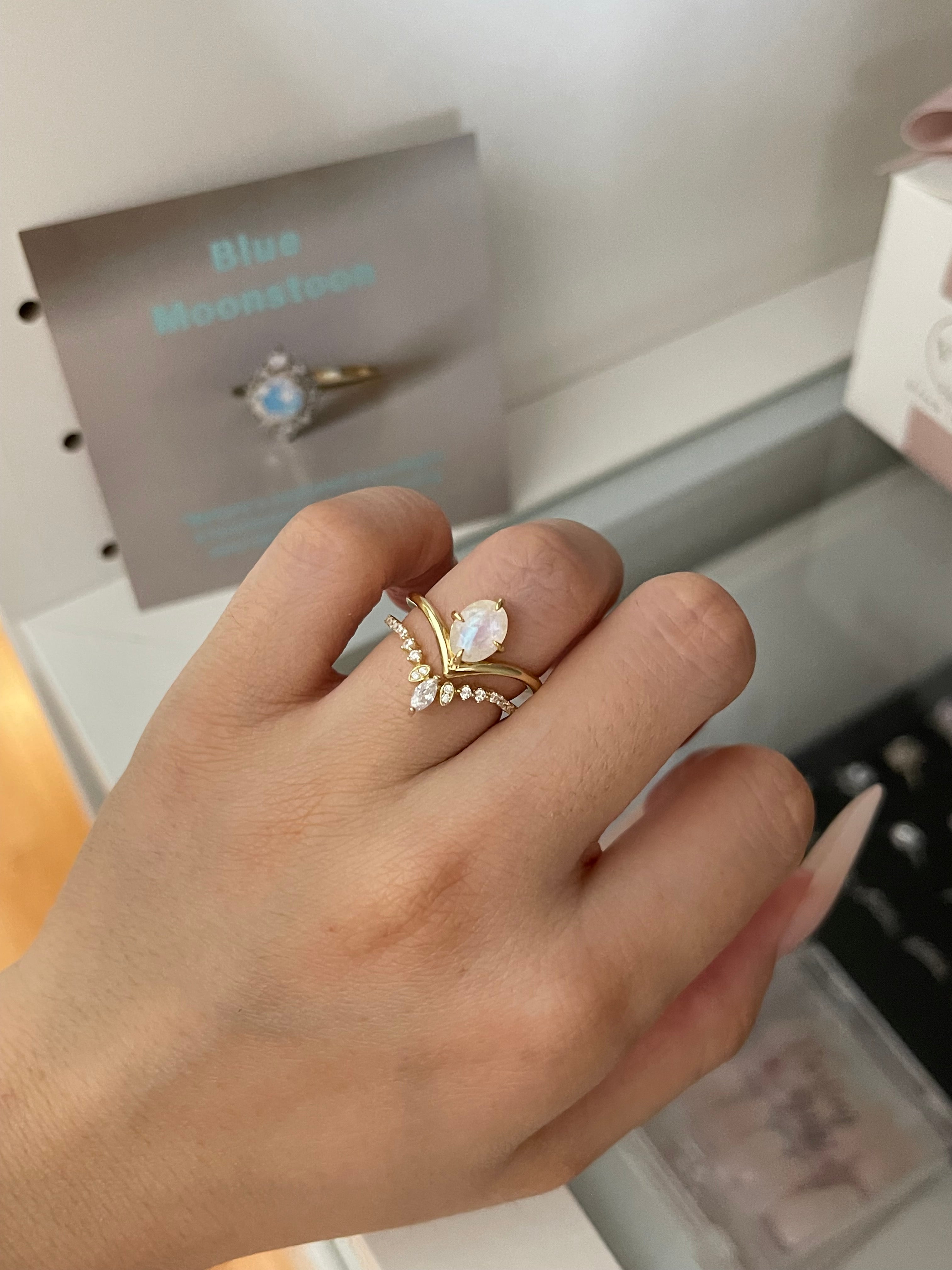 【GENEVIEVE SET】Unique Handmade Natural Blue Moonstone Engagement Ring Set 2pcs Oval Shape 1.5ct