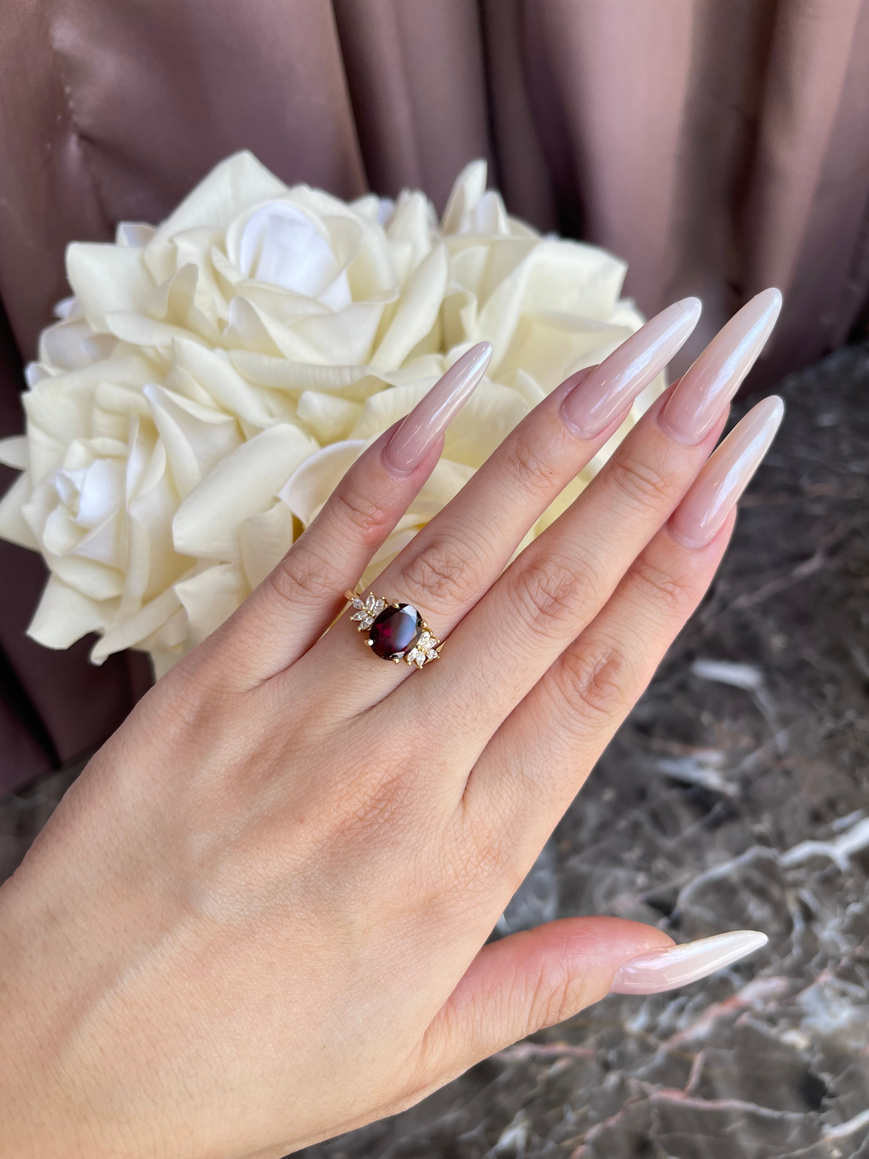 【SCARLETTE】Handmade Natural Rhodolite Garnet Engagement Ring Oval Shape 3ct