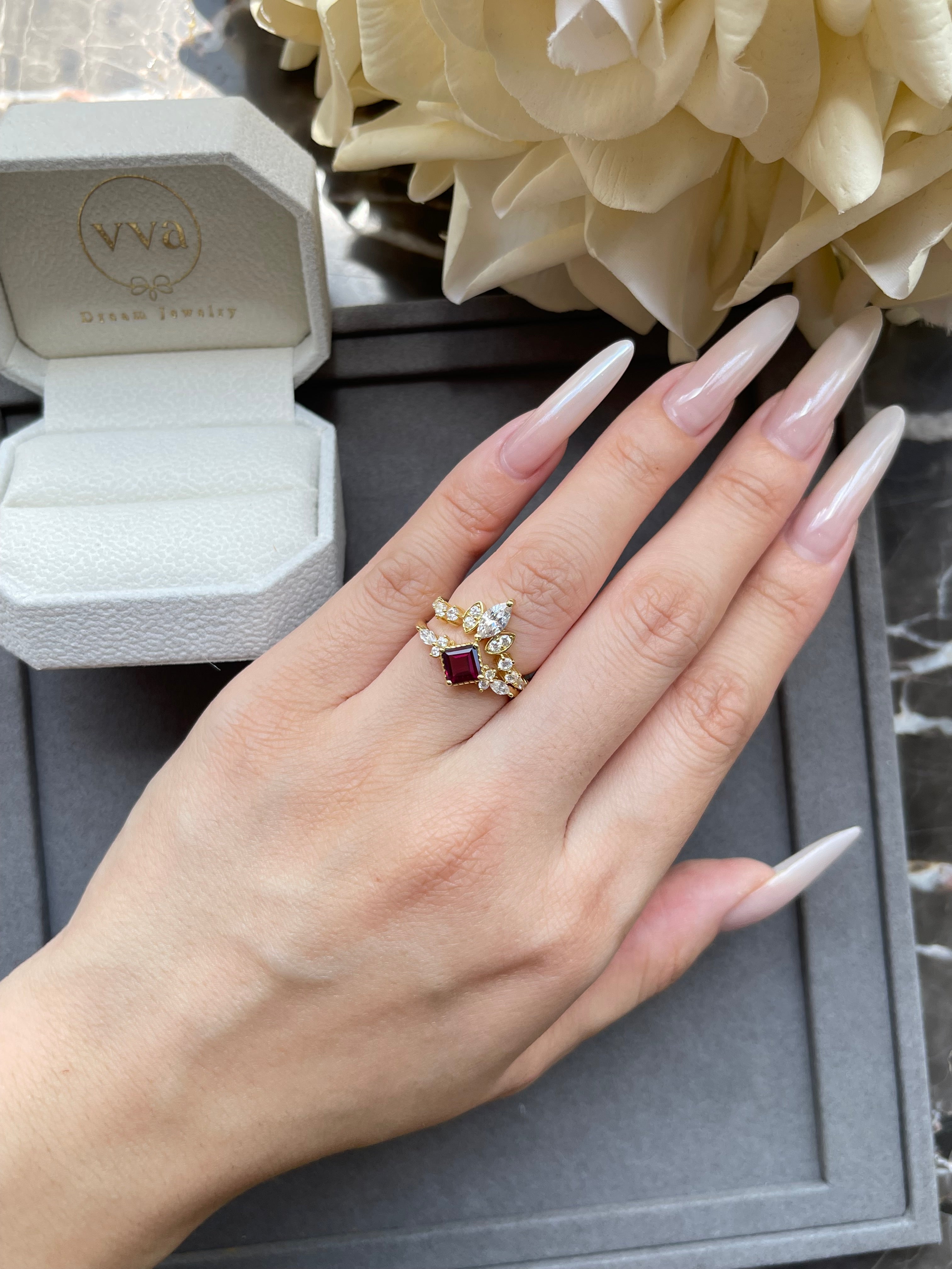 【ANTONIA】Handmade Natural Rhodolite Garnet Engagement Ring 0.75ct Princess Shape