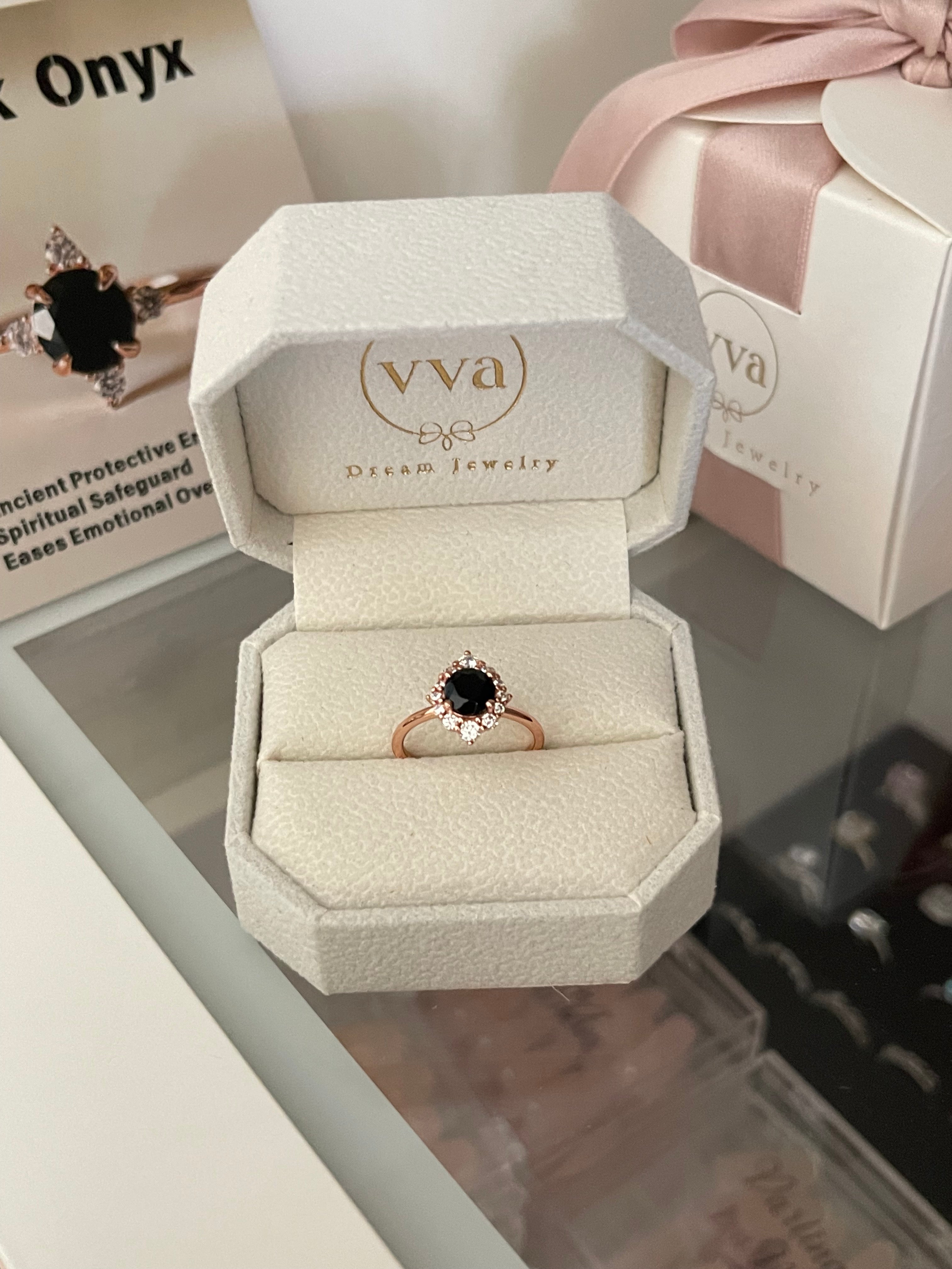 【Isolde】Unique Handmade Natural Black Onyx Engagement Ring 0.8ct Round Shape