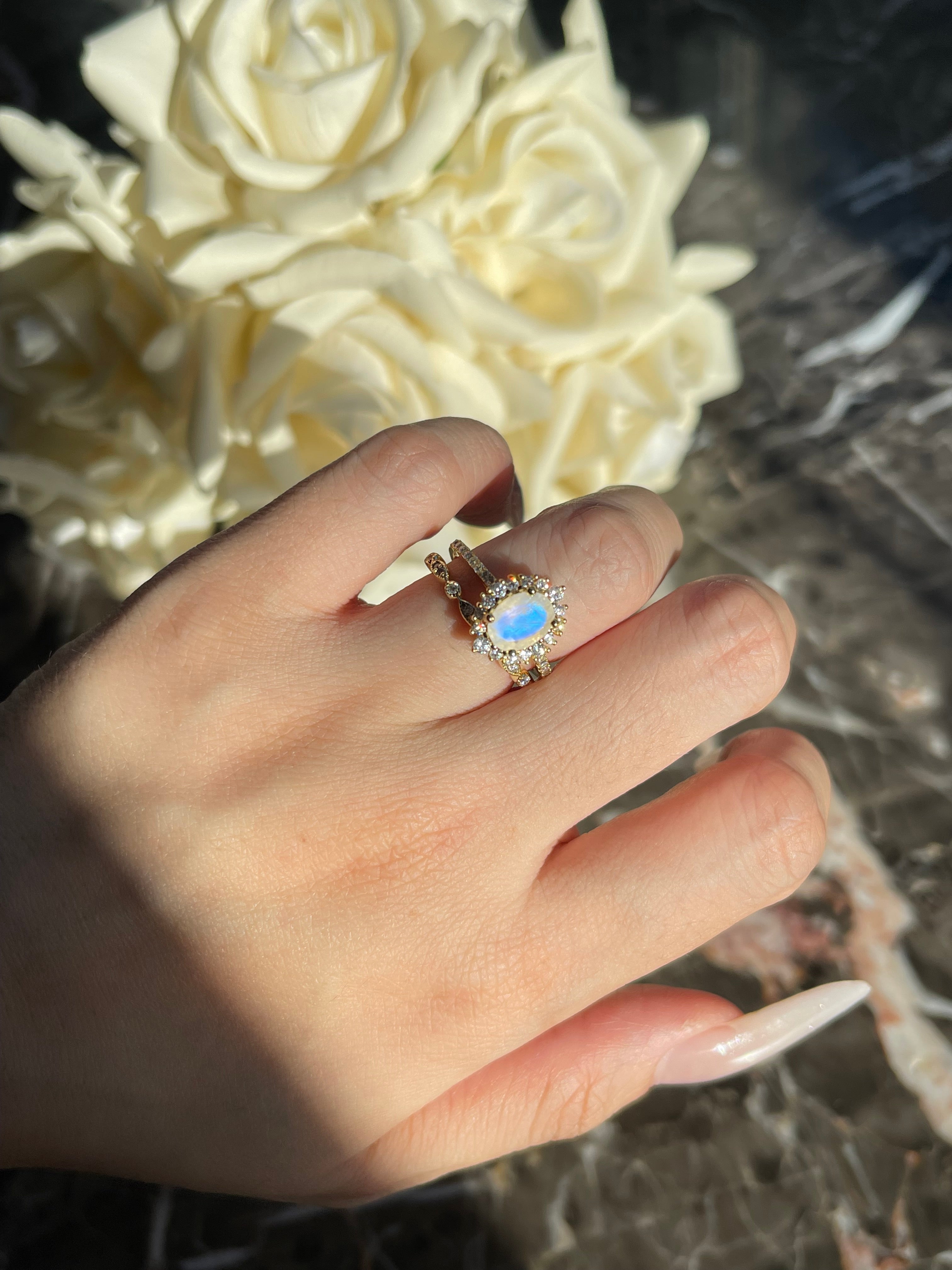 【Celestia】Unique Handmade Natural Blue Moonstone Engagement Ring 1.5ct Oval Shape