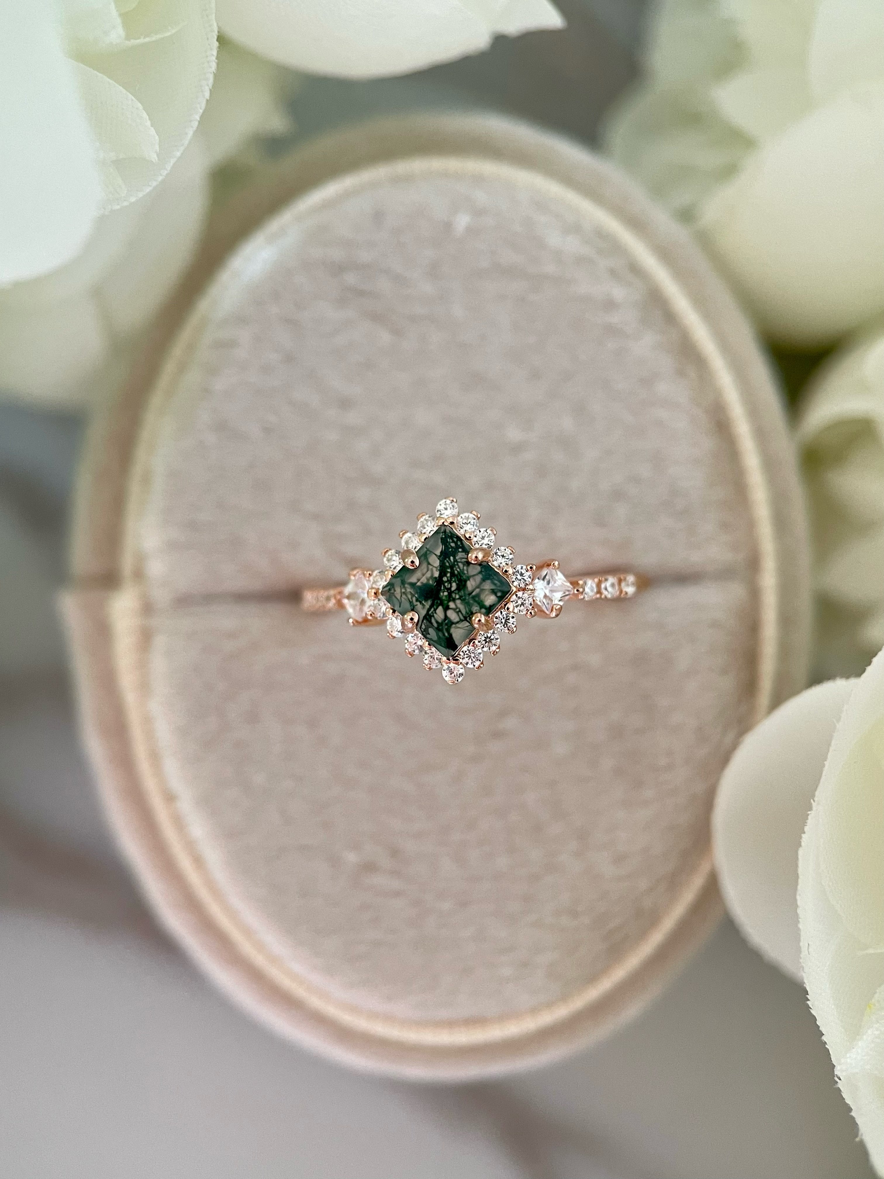 【RHIANNON】Bague de fiançailles unique, faite à la main, en agate mousse naturelle, forme princesse, 0,75 ct